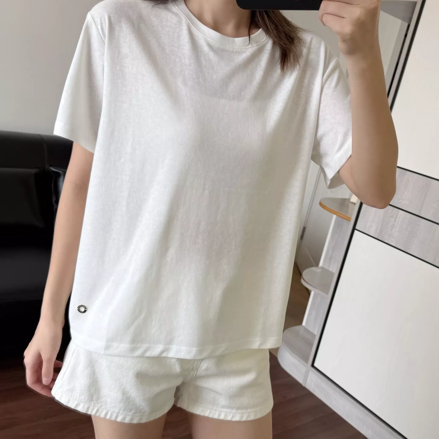로로피아나 미니멀 라운드 반팔 탑 상세 이미지 29