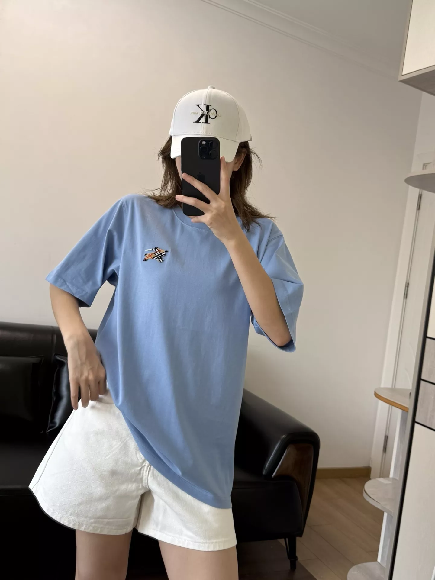 버버리 EKD 자수 체크 포인트 코튼 반팔 상의 상세 이미지 49