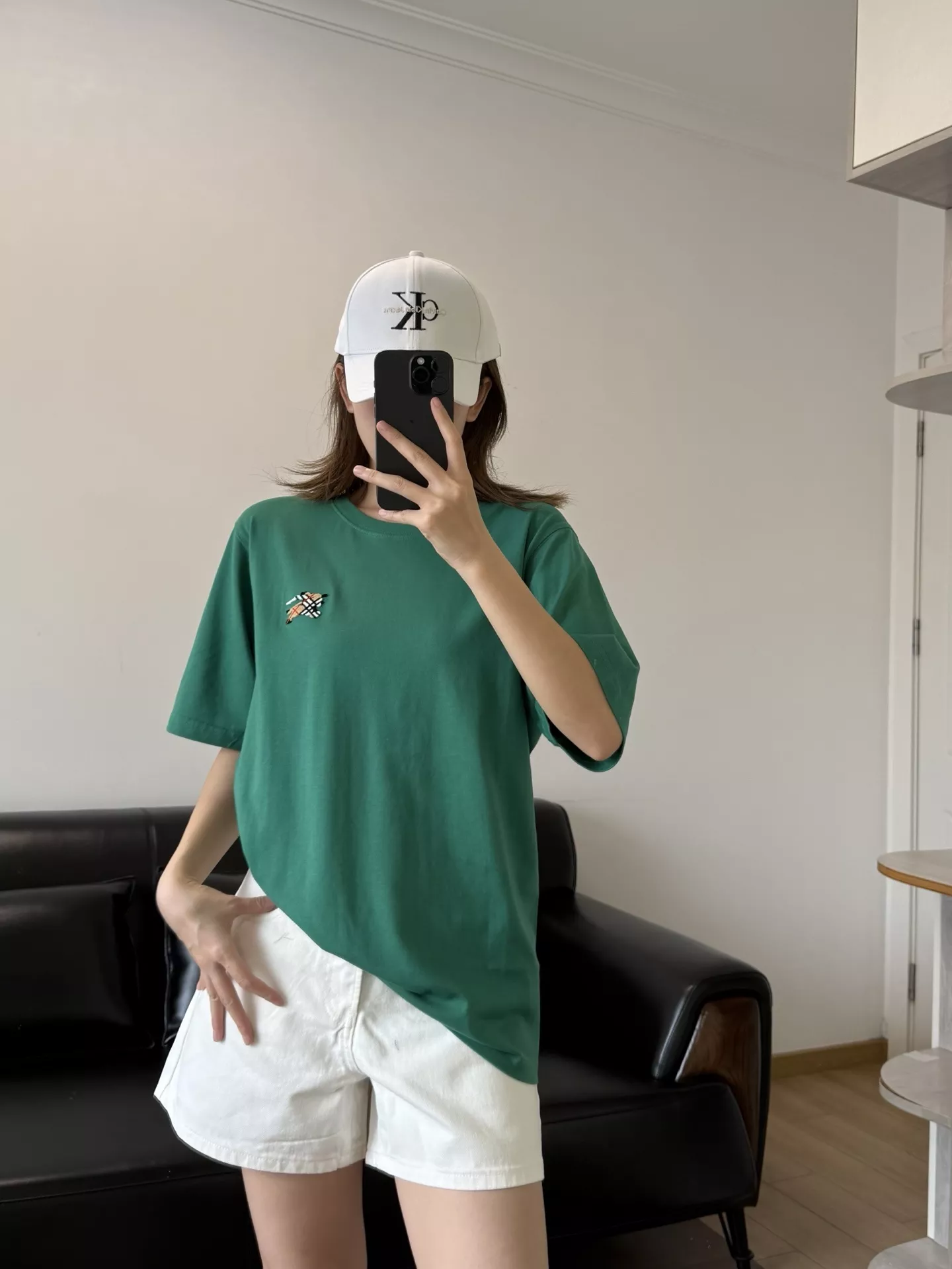 버버리 EKD 자수 체크 포인트 코튼 반팔 상의 상세 이미지 43