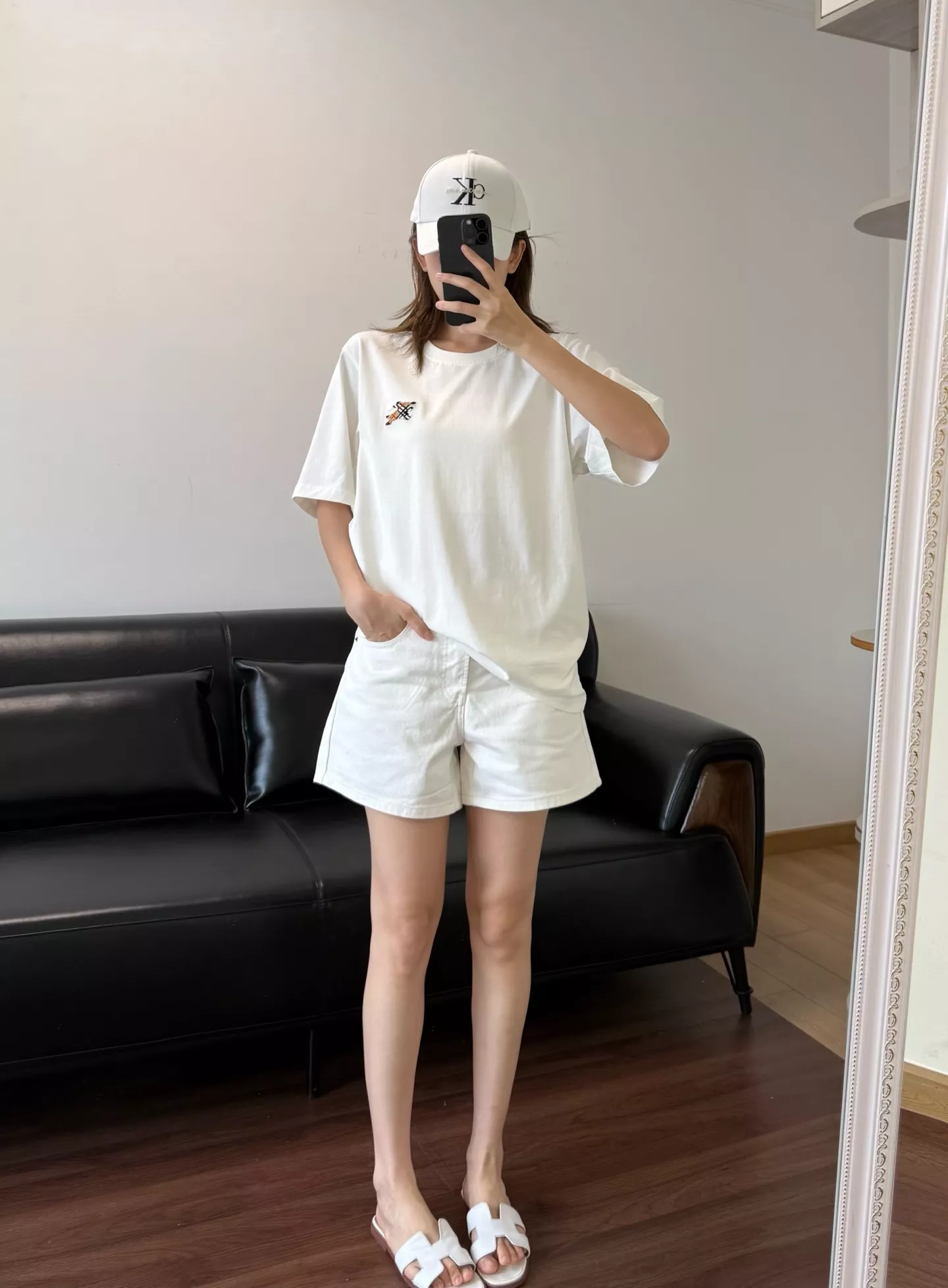 버버리 EKD 자수 체크 포인트 코튼 반팔 상의 상세 이미지 39