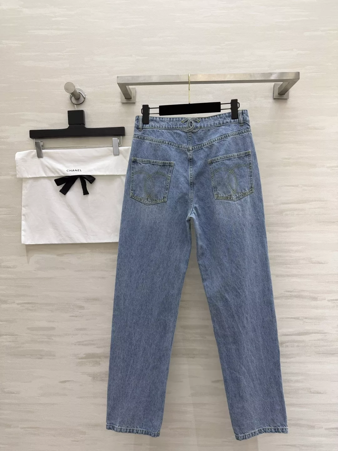 샤넬 북백 버클 포인트 데님 팬츠 상세 이미지 15