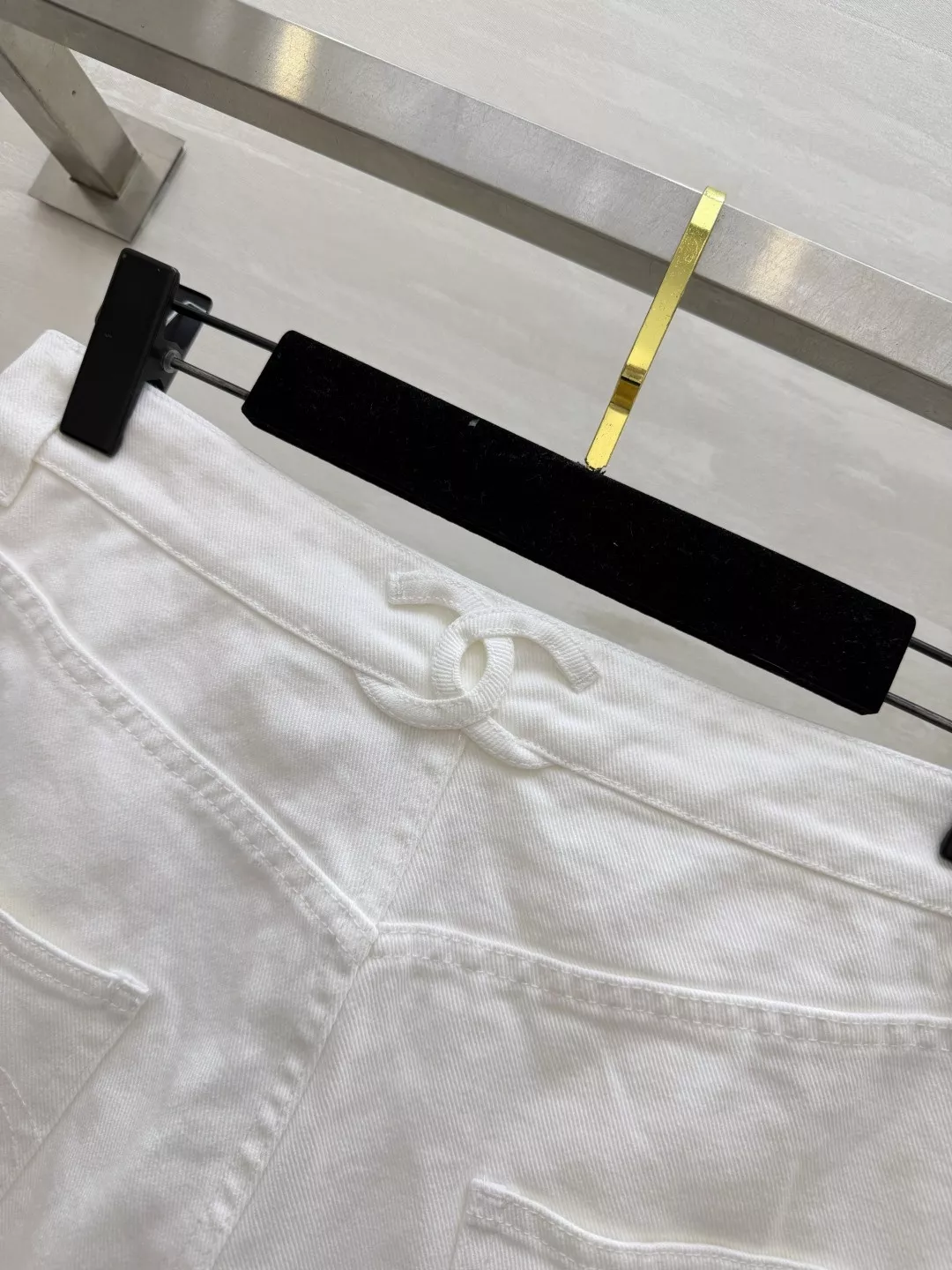 샤넬 북백 버클 포인트 데님 팬츠 상세 이미지 7