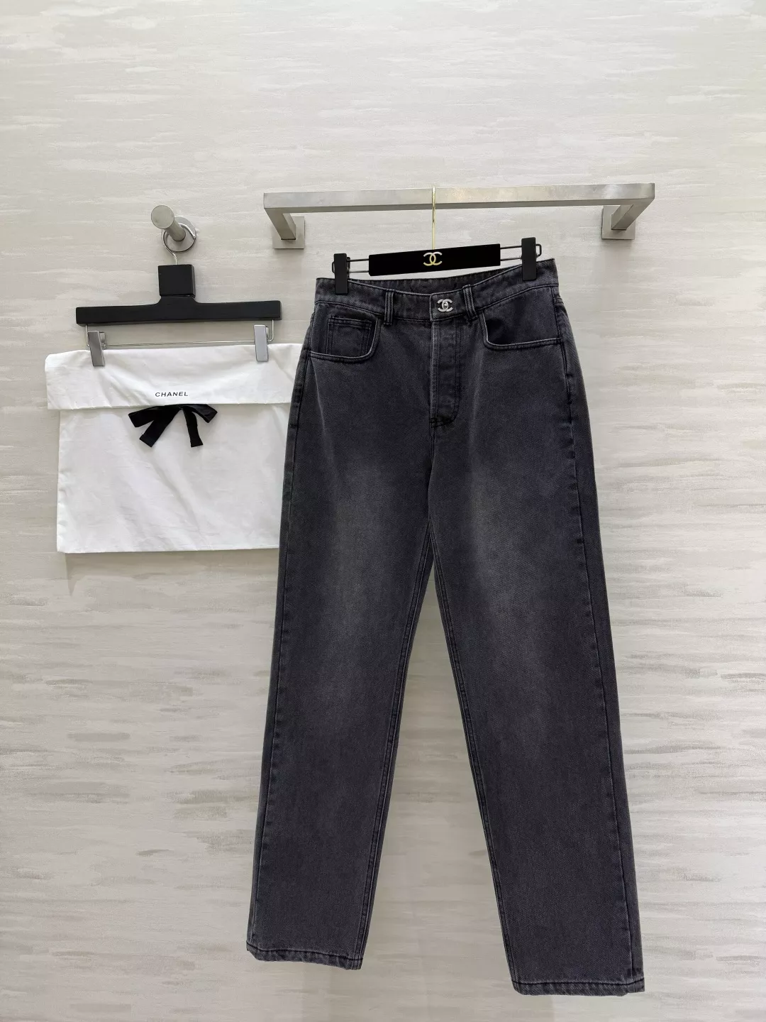 샤넬 북백 버클 포인트 데님 팬츠 상세 이미지 25