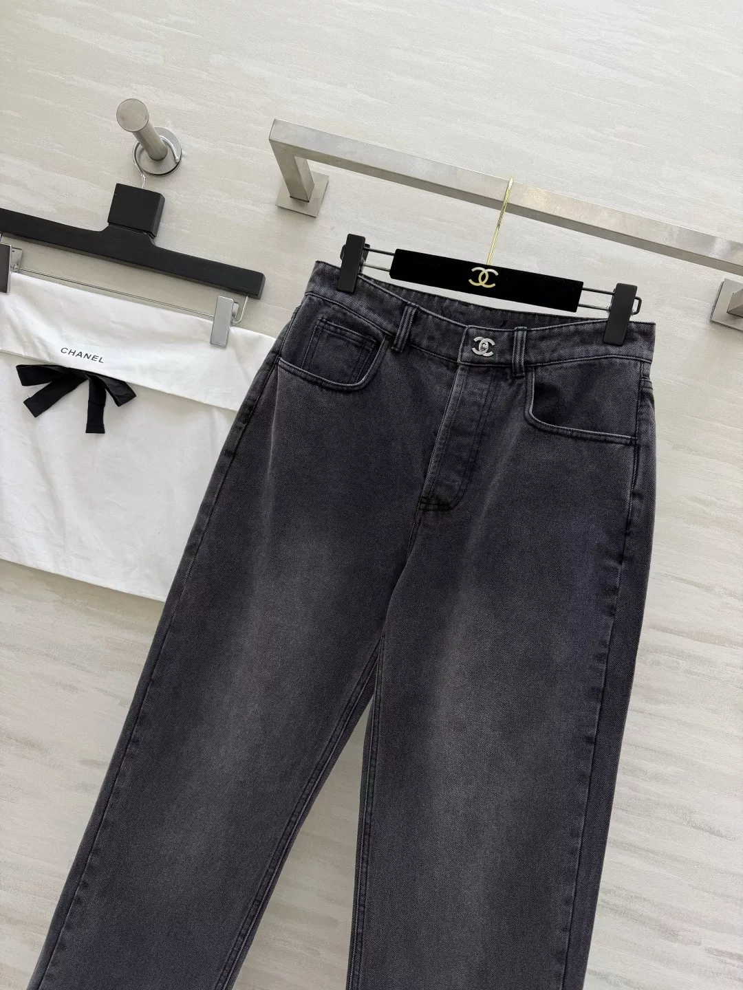 샤넬 북백 버클 포인트 데님 팬츠 상세 이미지 27