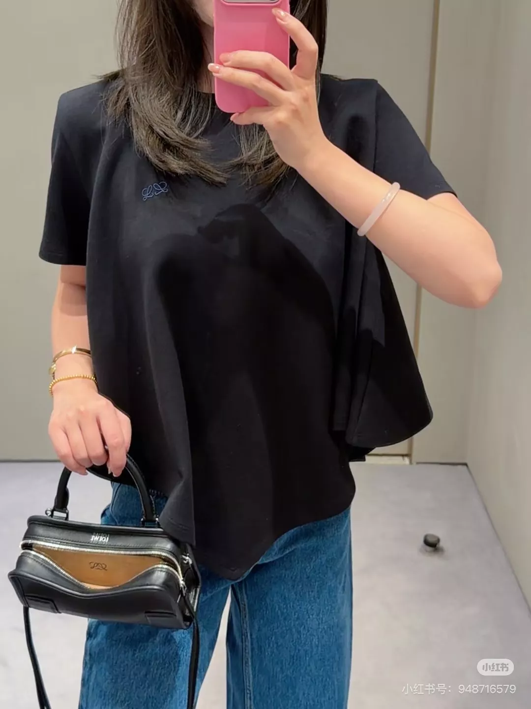 로에베 레터 자수 언밸런스 반팔 탑 상세 이미지 6