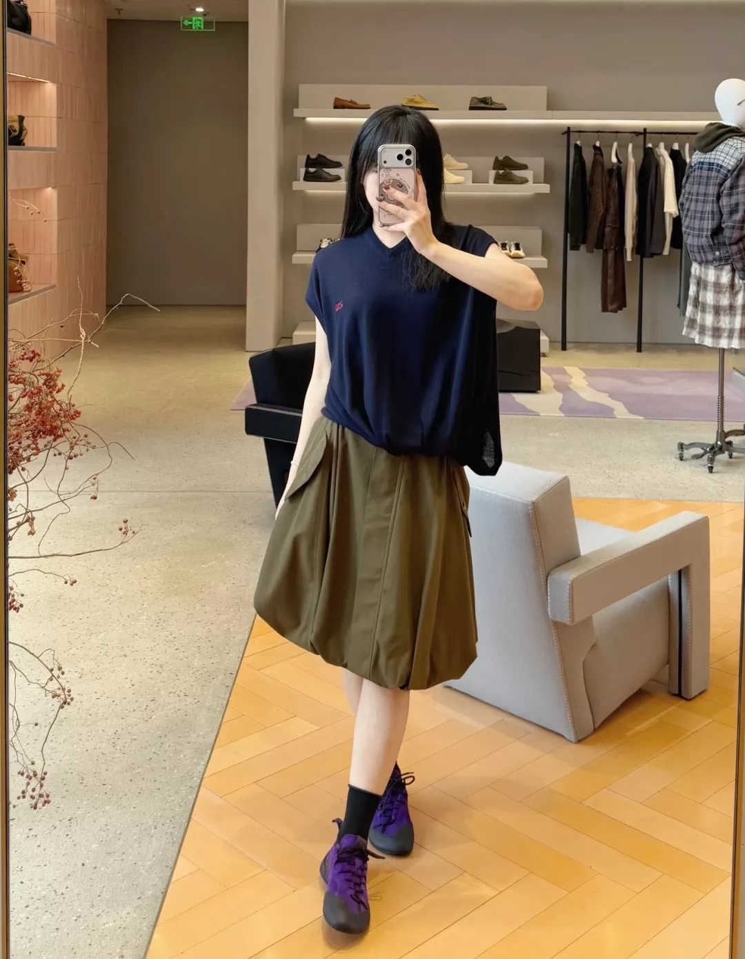 로에베 올리브 그린 벌룬 실루엣 스커트 상세 이미지 7