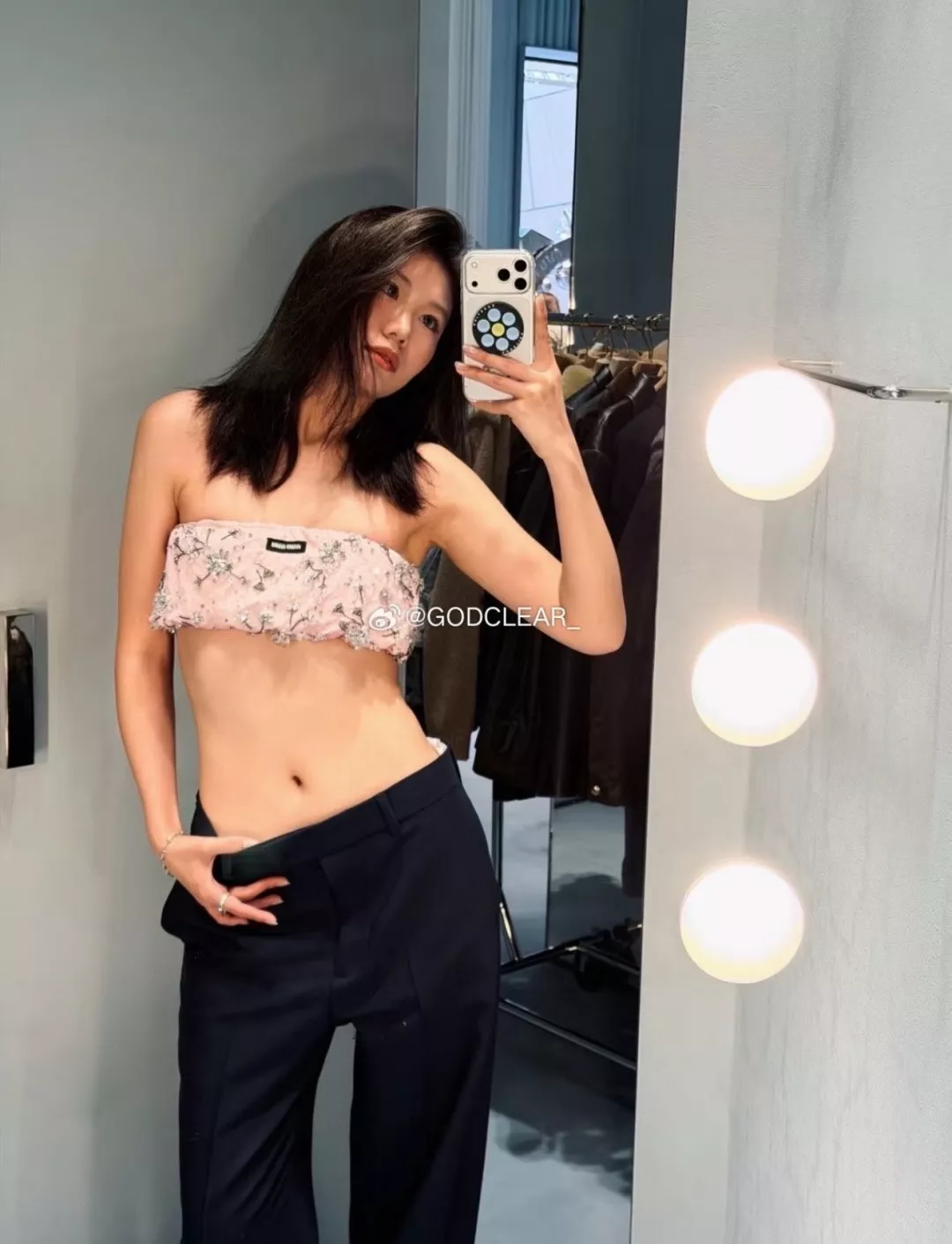 미우미우 플라워 비즈 장식 밴딩 탑 상세 이미지 4