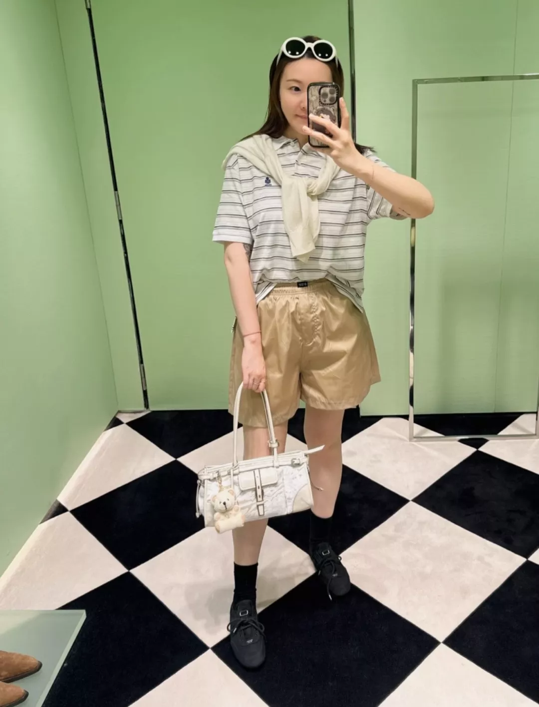 프라다 나일론 밴딩 쇼츠 상세 이미지 5