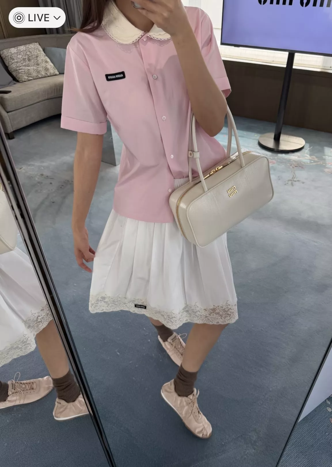 미우미우 탈부착 레이스 칼라 코튼 셔츠 상세 이미지 4