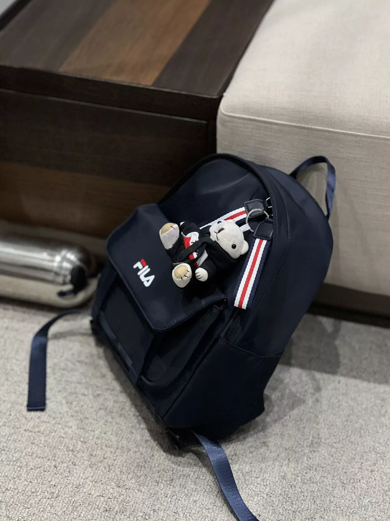 휠라 곰돌이 참 장식 통학용 가방 상세 이미지 3