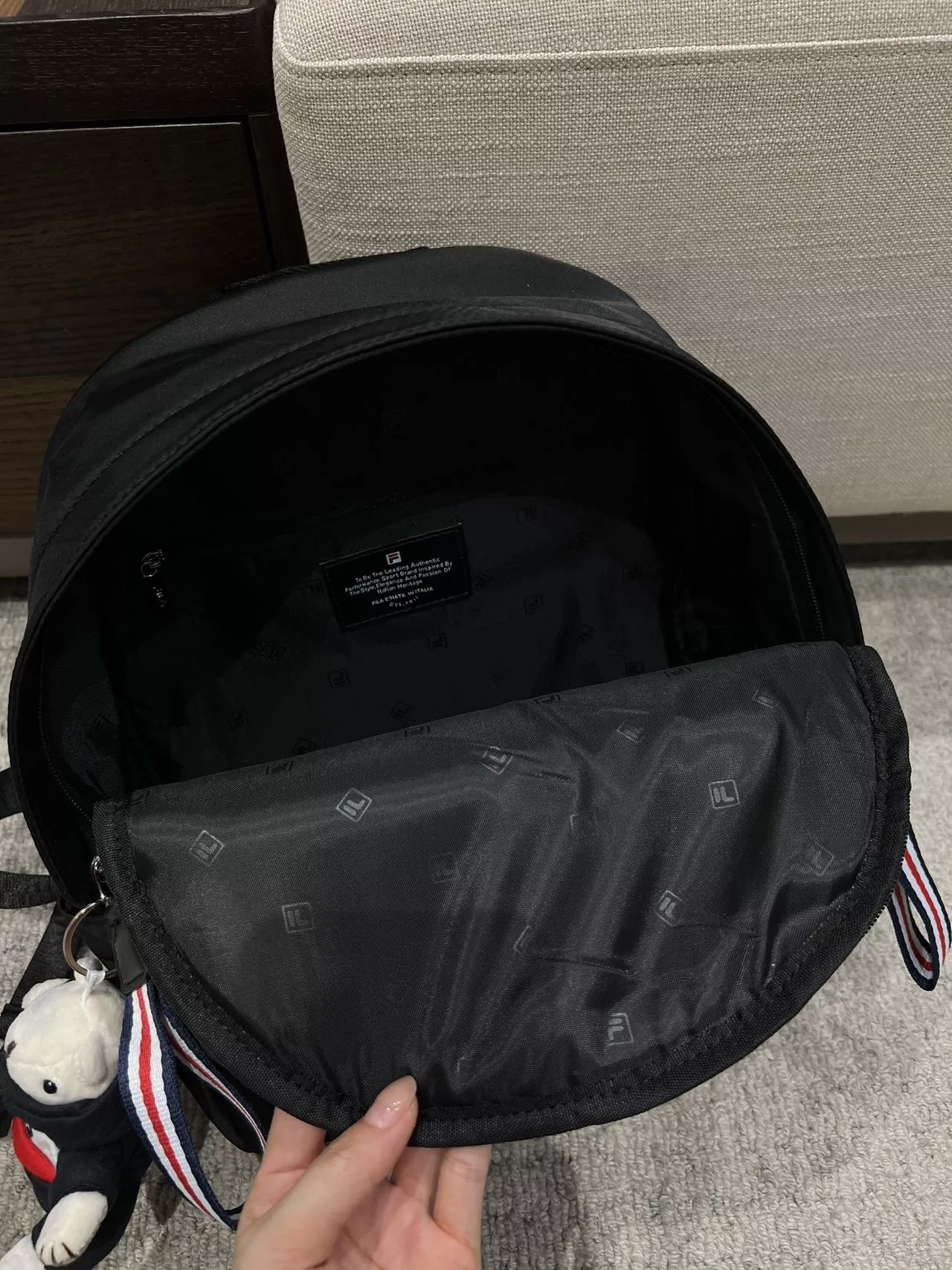휠라 곰돌이 참 장식 통학용 가방 상세 이미지 14