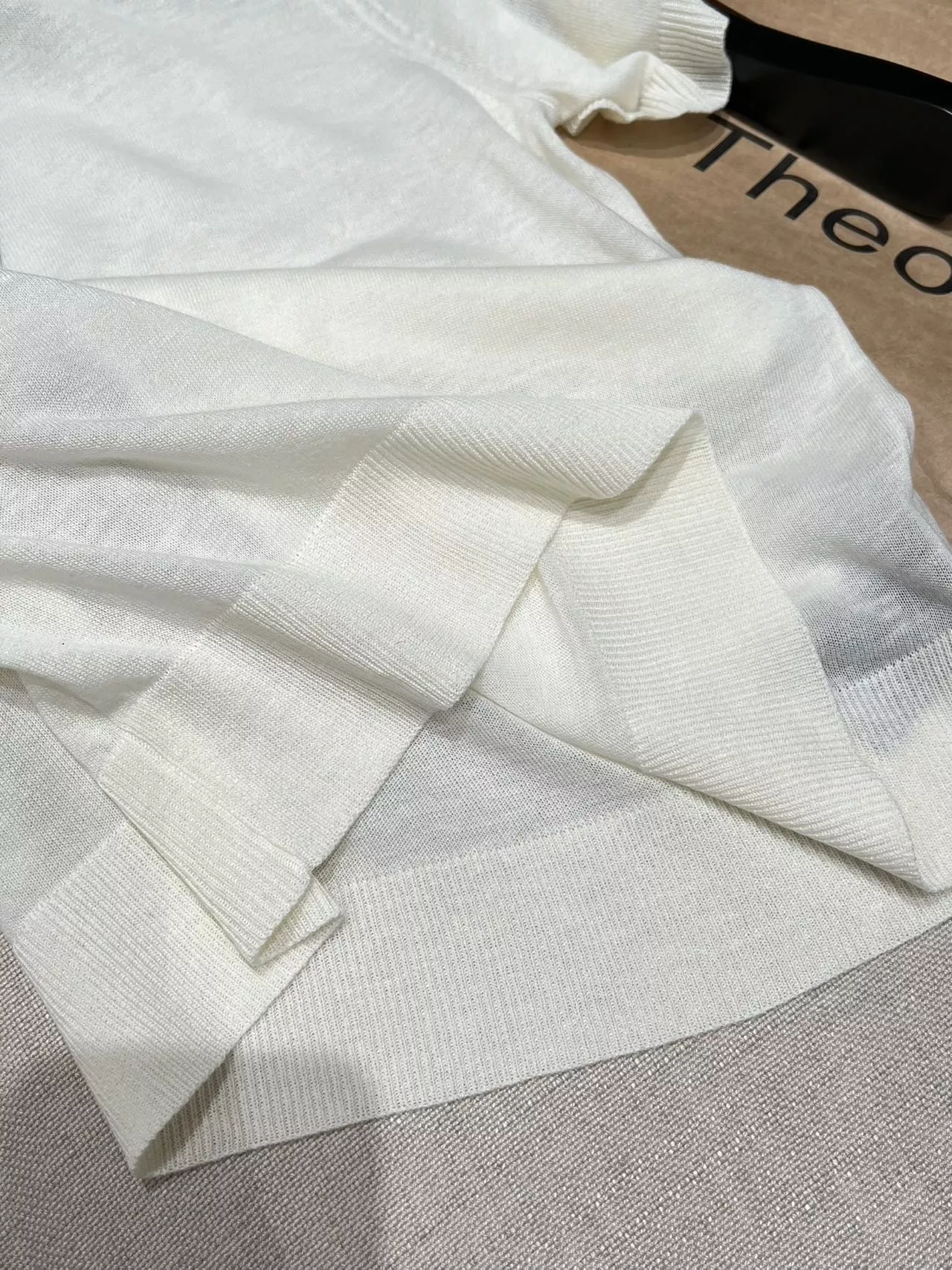 띠어리 실크 린넨 혼방 반팔 니트 탑 상세 이미지 22