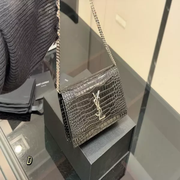 입생로랑 체인 스트랩 엔벨롭 백