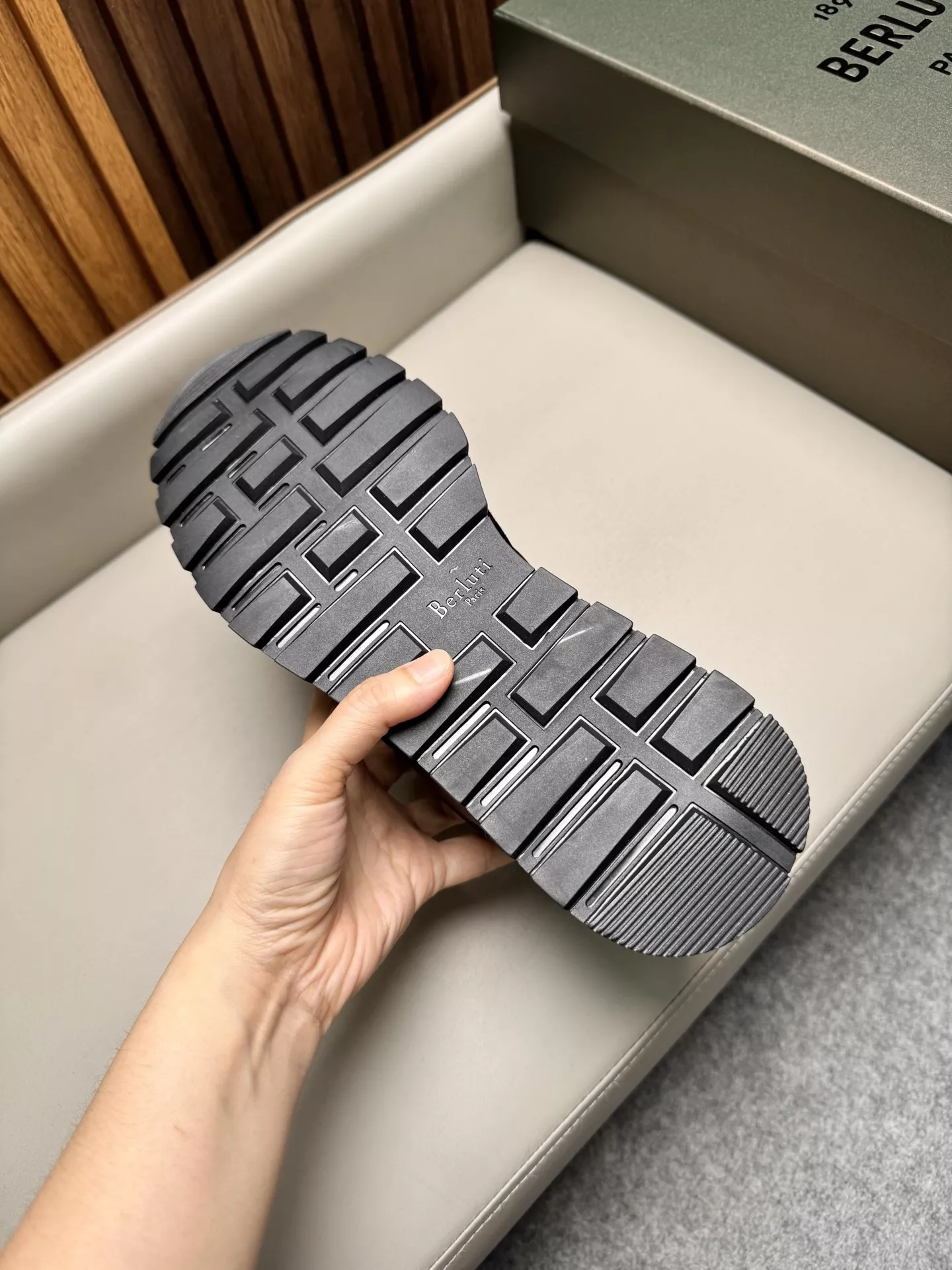 벨루티 스포츠 트랙 가죽 나일론 스니커즈 상세 이미지 9