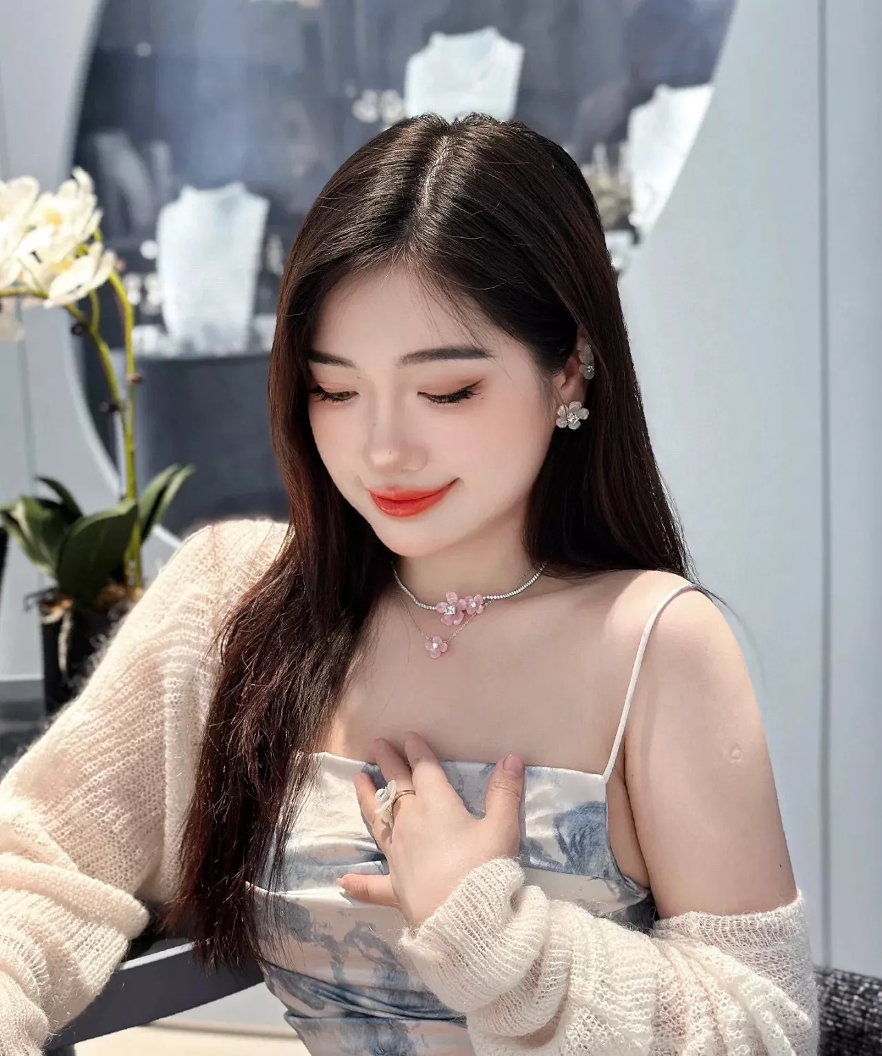 해팡 풀다이아 플라워 체인 장식 네크리스 상세 이미지 47