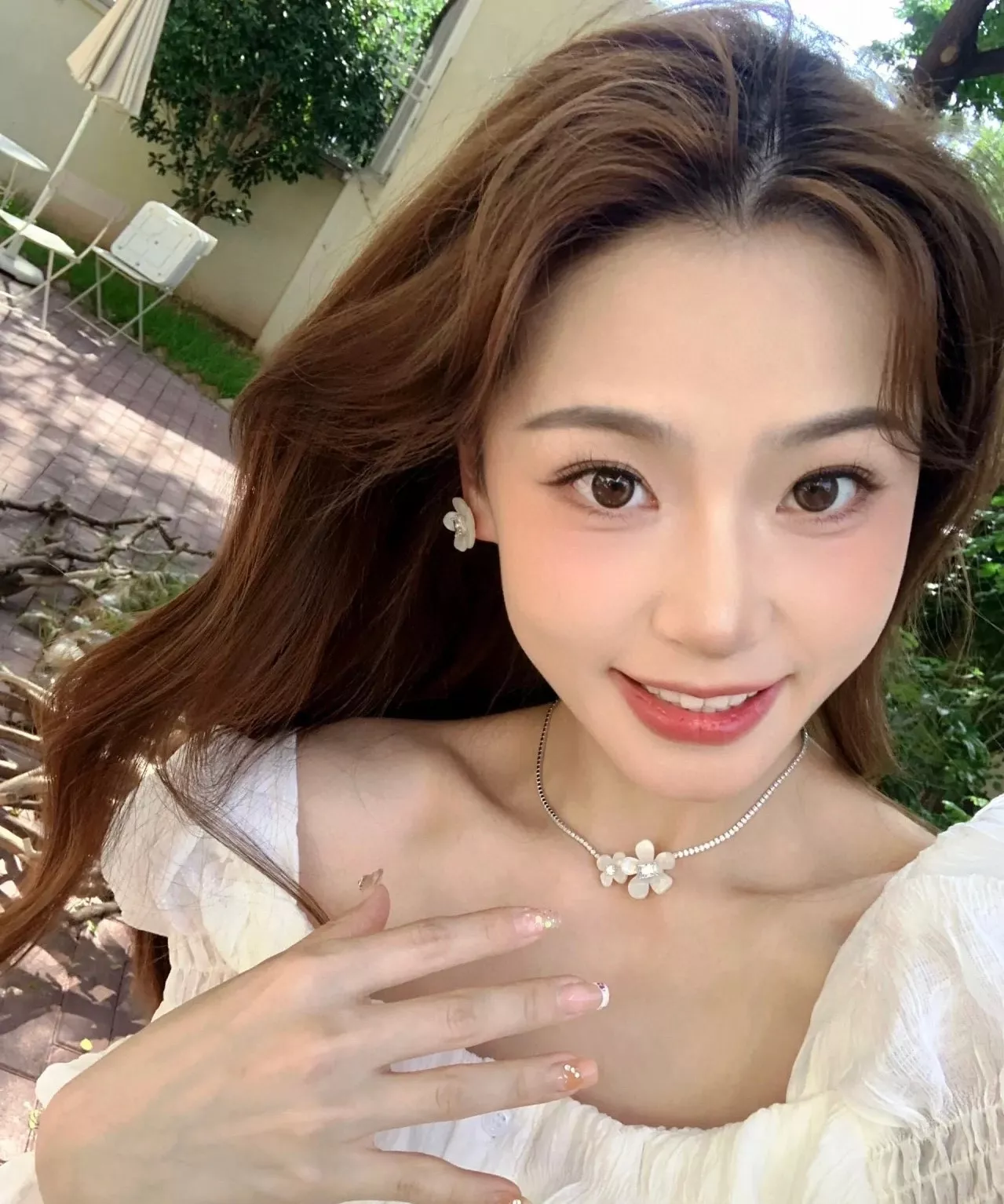 해팡 풀다이아 플라워 체인 장식 네크리스 상세 이미지 45