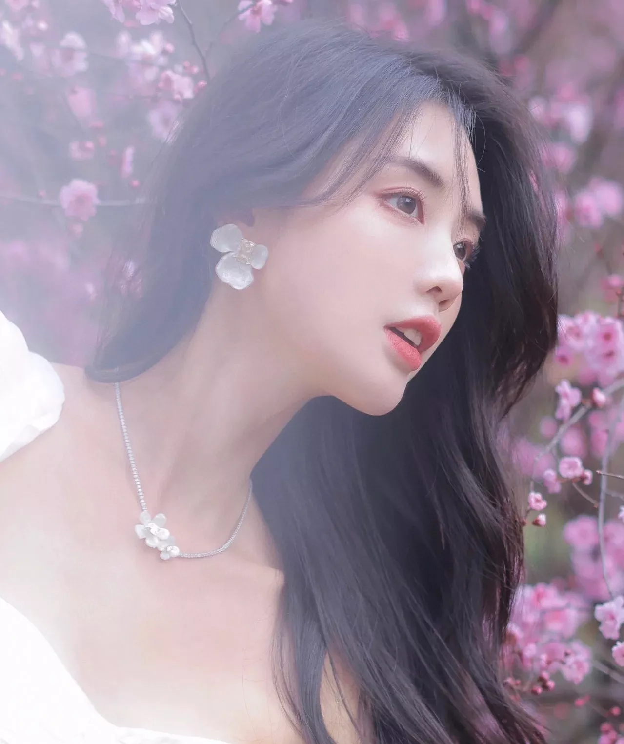 해팡 풀다이아 플라워 체인 장식 네크리스 상세 이미지 57