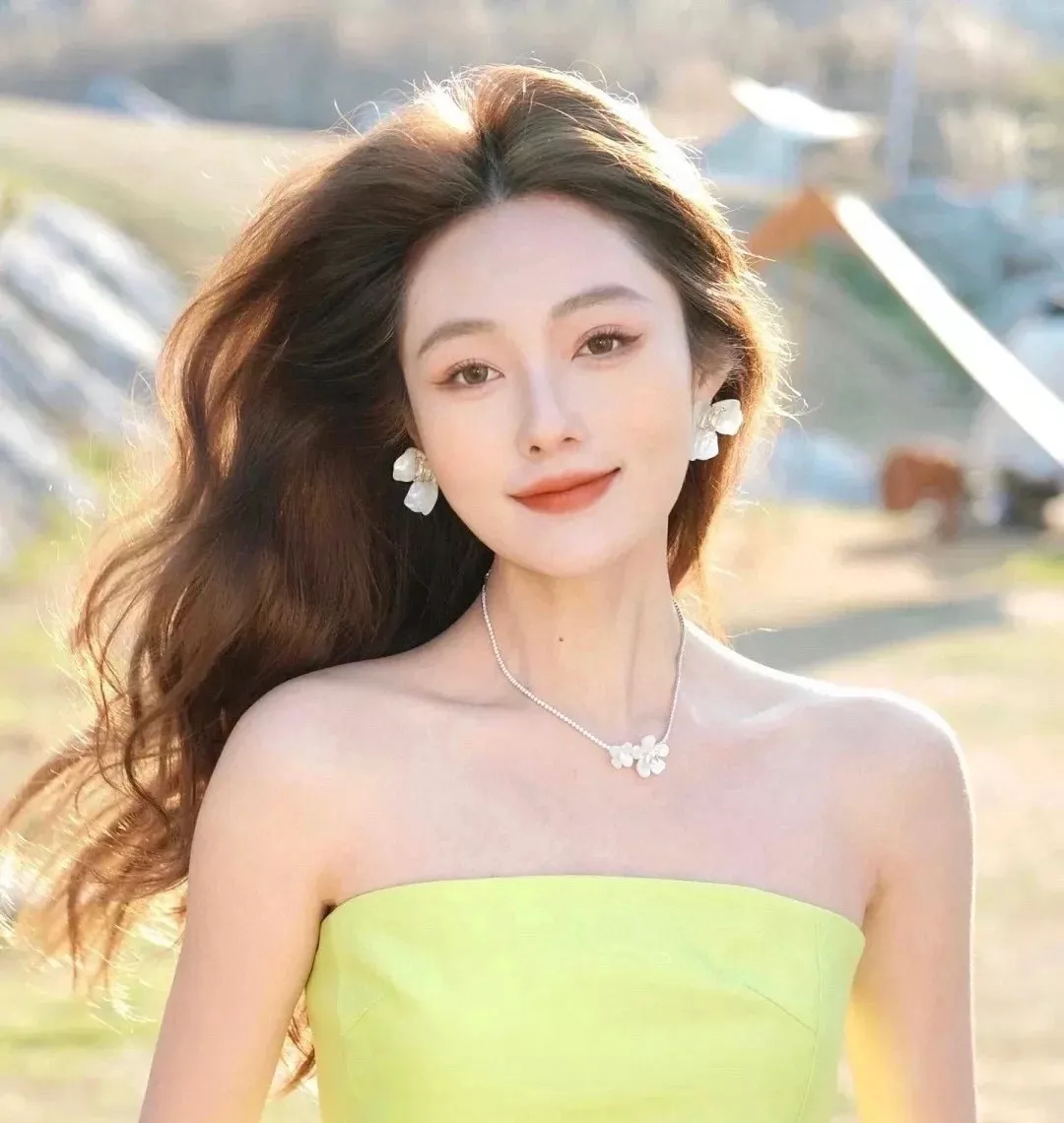 해팡 풀다이아 플라워 체인 장식 네크리스 상세 이미지 37
