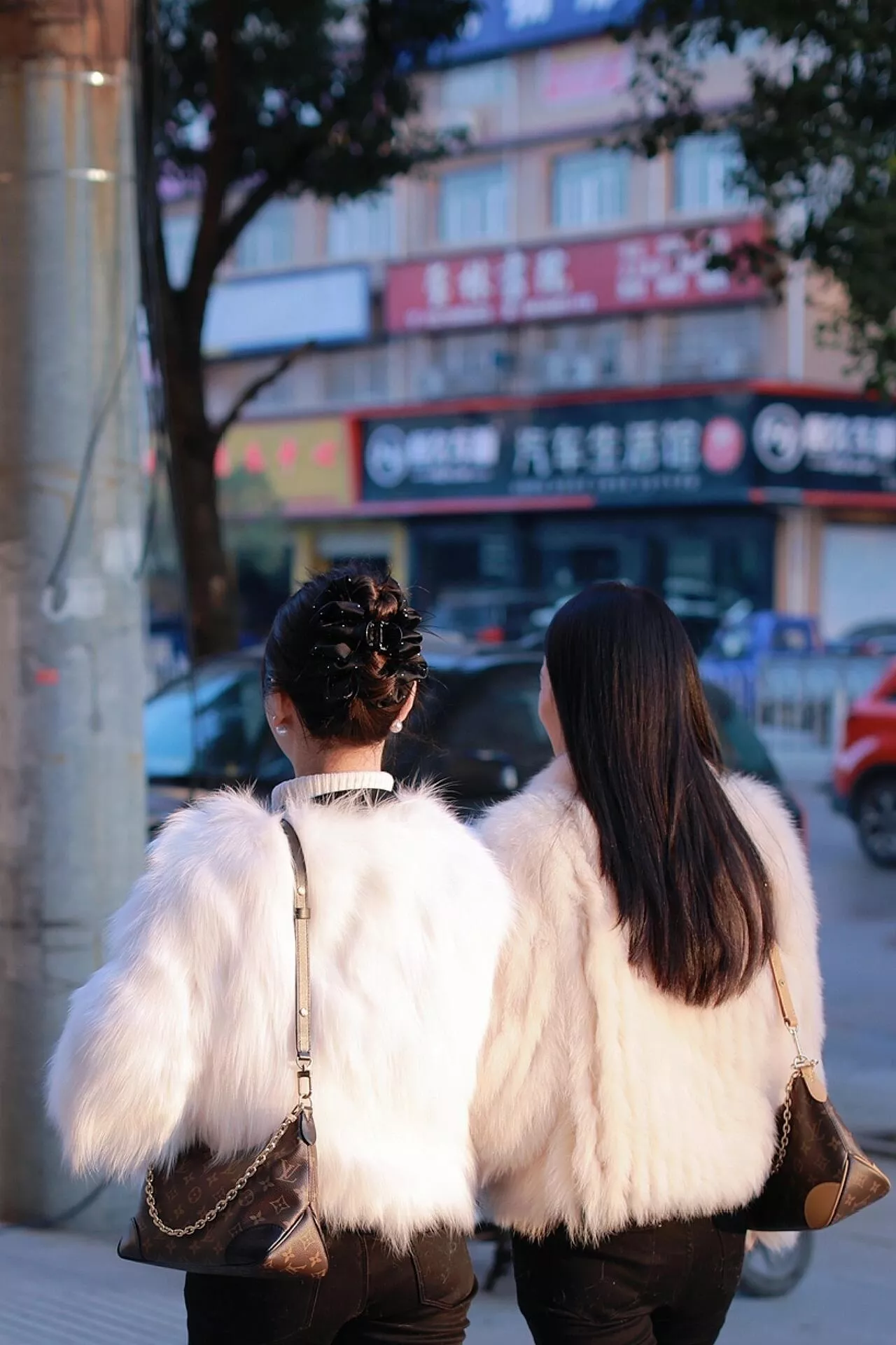 루이비통 불로뉴 라인 모노그램 숄더백 상세 이미지 60