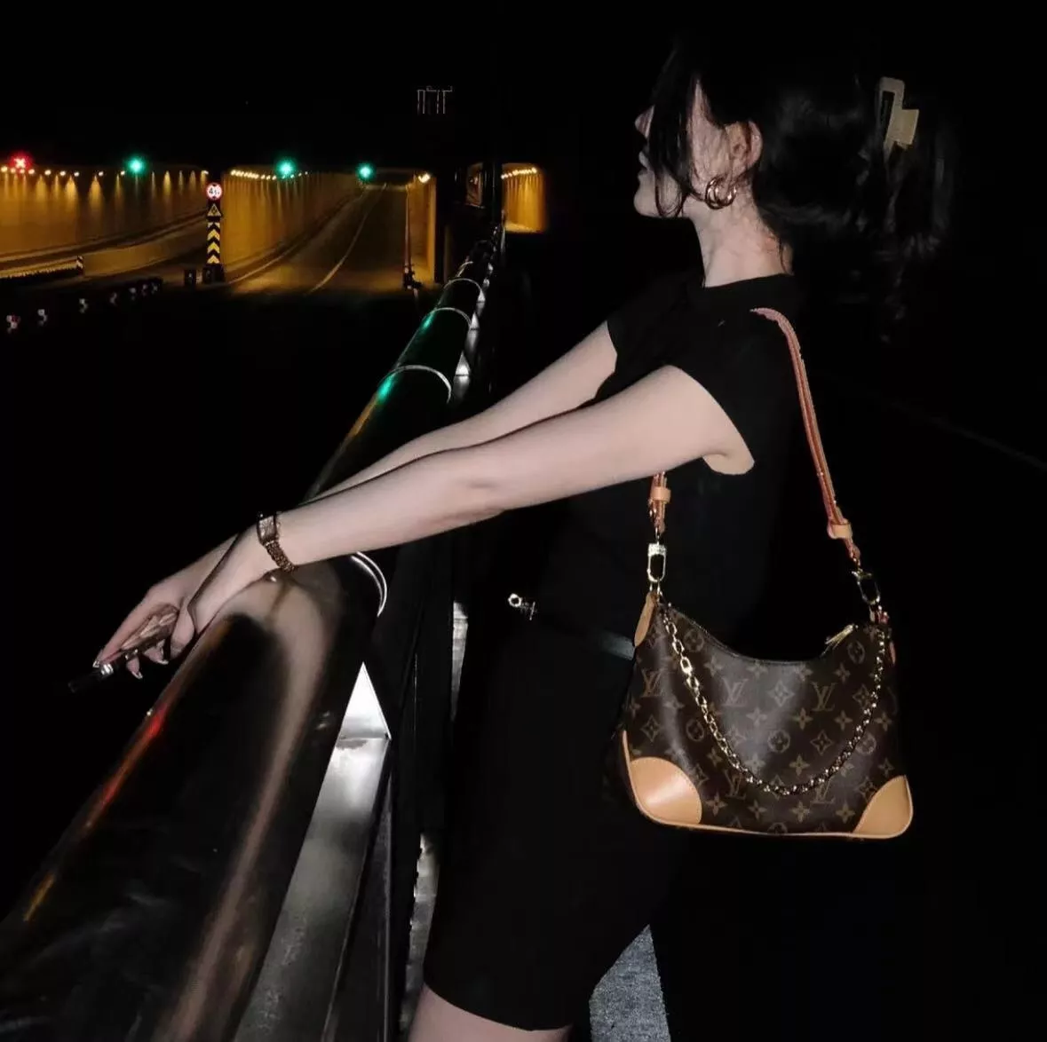 루이비통 불로뉴 라인 모노그램 숄더백 상세 이미지 67