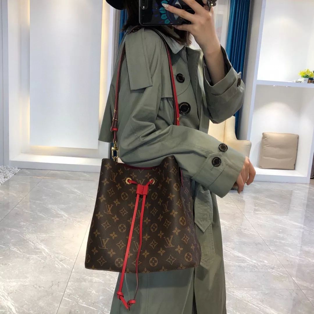 루이비통 네오노에 버킷 스타일 백 상세 이미지 63