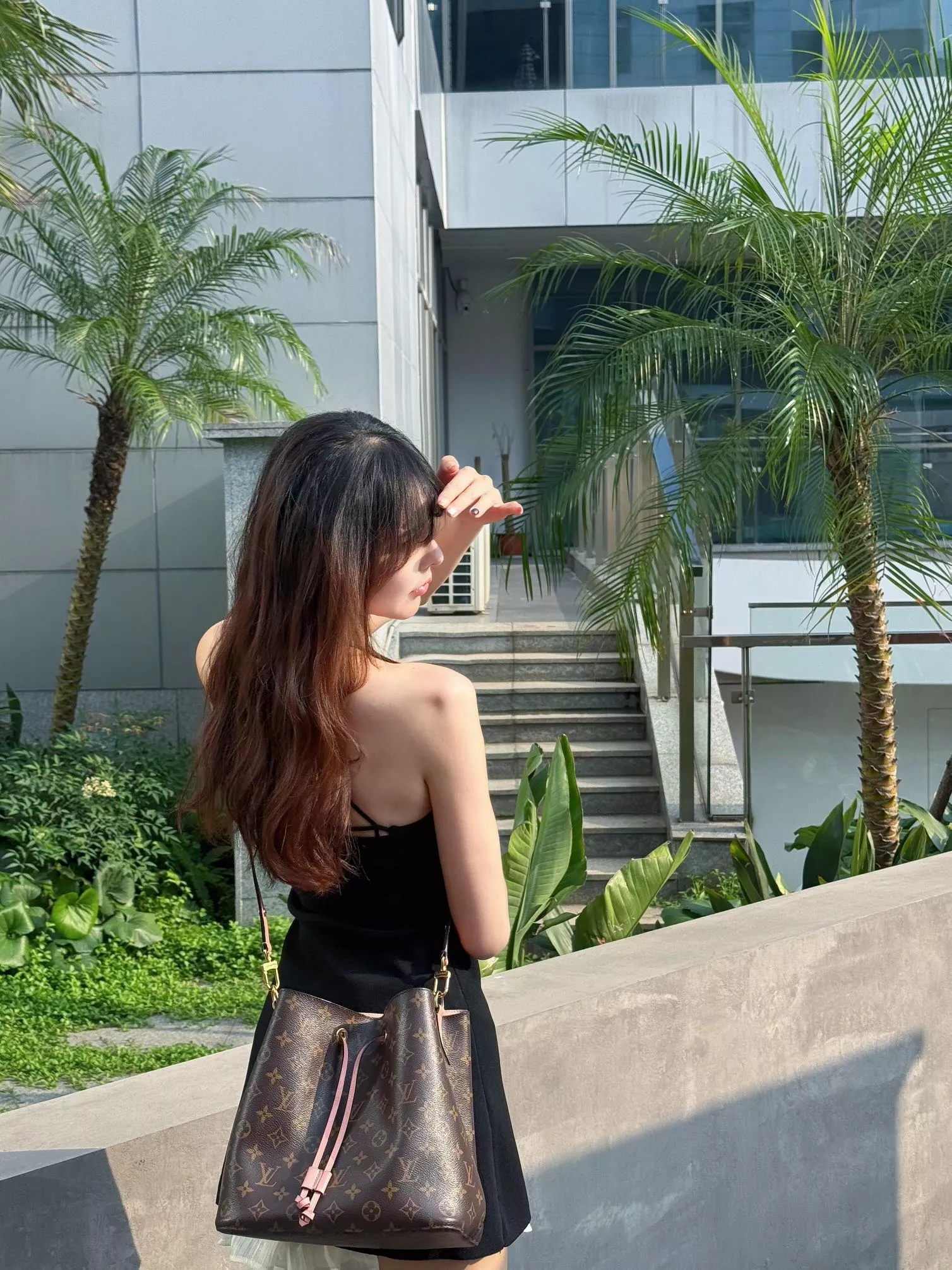 루이비통 네오노에 버킷 스타일 백 상세 이미지 111