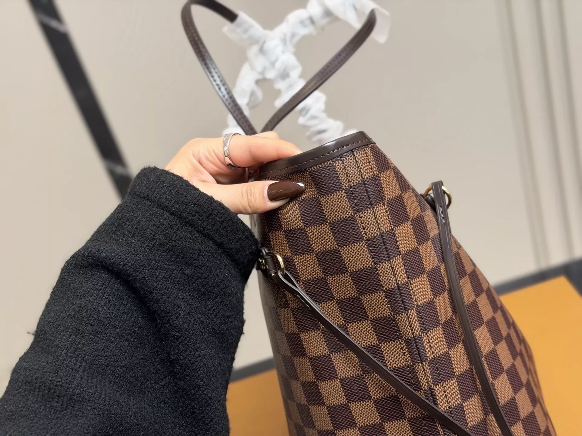 루이비통 네버풀 미디엄 체커드 쇼핑백 상세 이미지 6