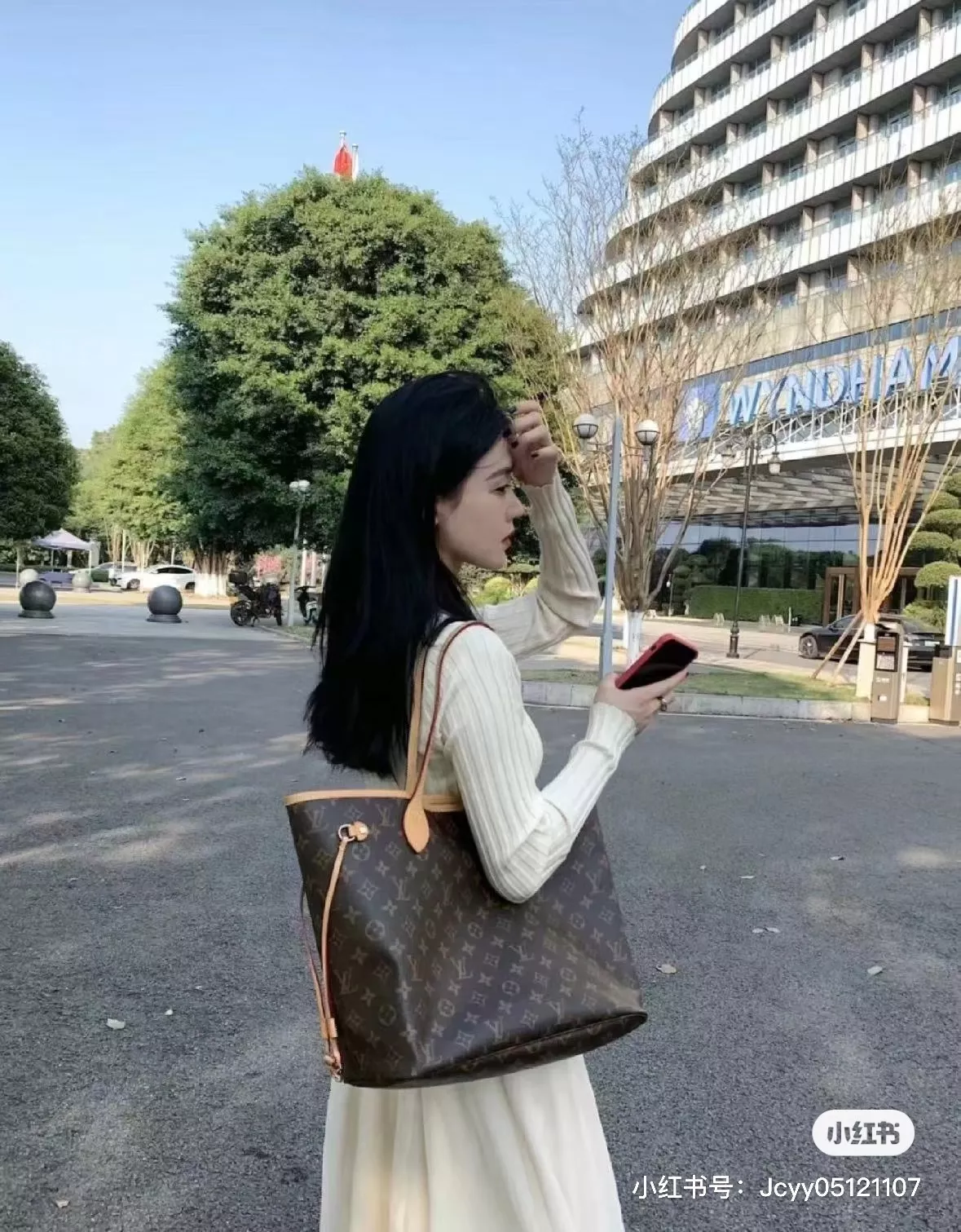 루이비통 네버풀 중형 쇼핑백 상세 이미지 13