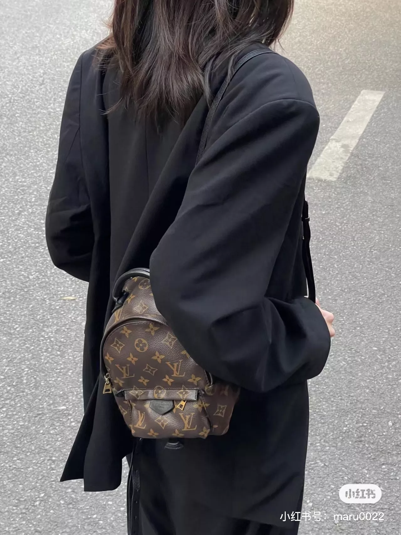 루이비통 미니 모노그램 더블 스트랩 백 상세 이미지 12