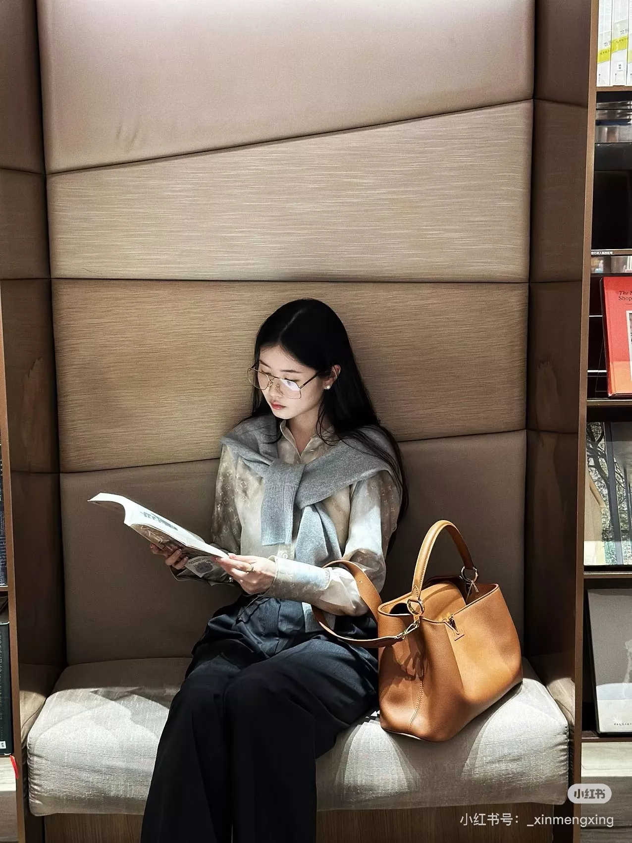 루이비통 카퓌신 대형 핸드백 상세 이미지 19