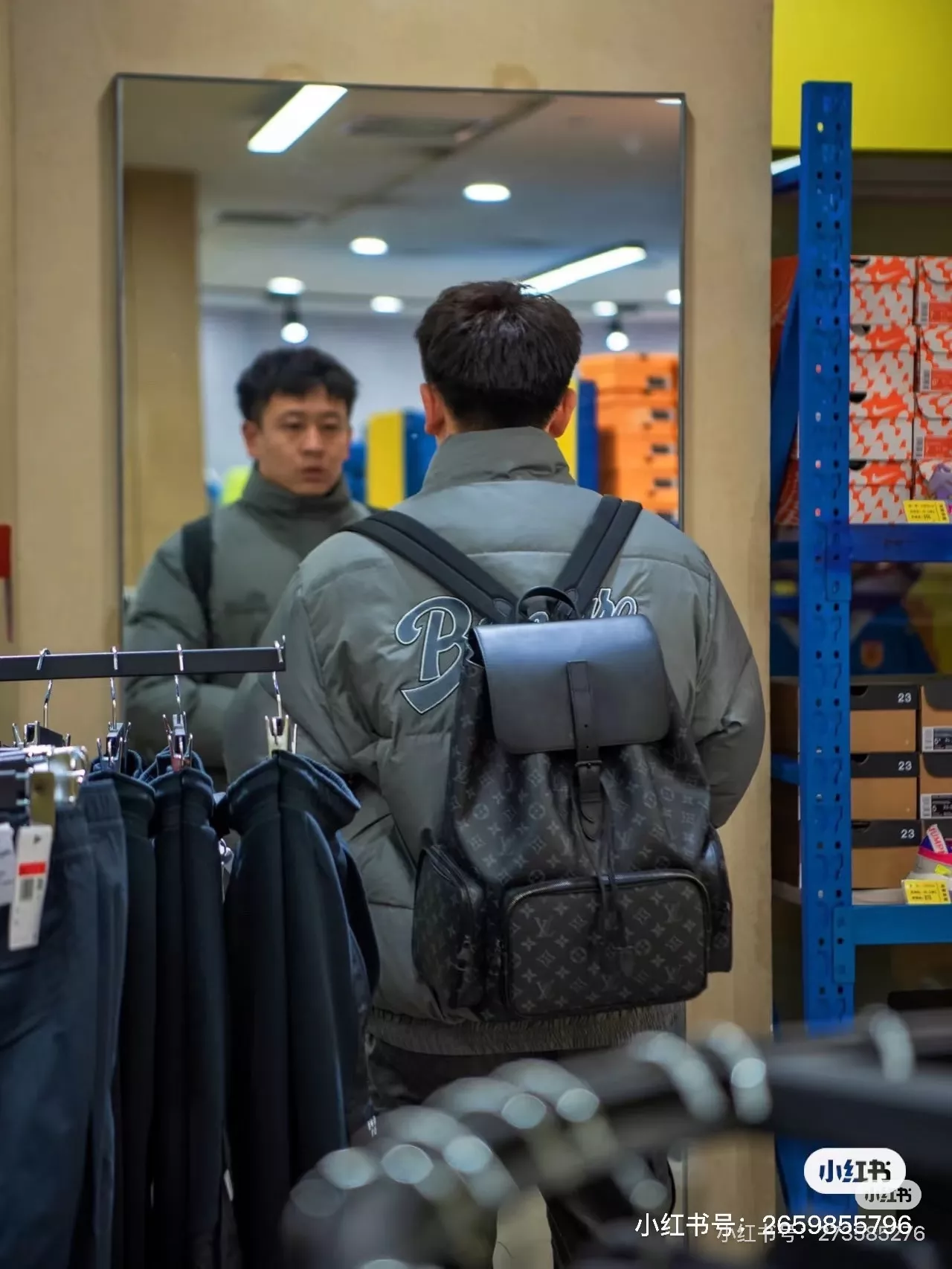 루이비통 디스커버리 라인 남성용 백팩 상세 이미지 16