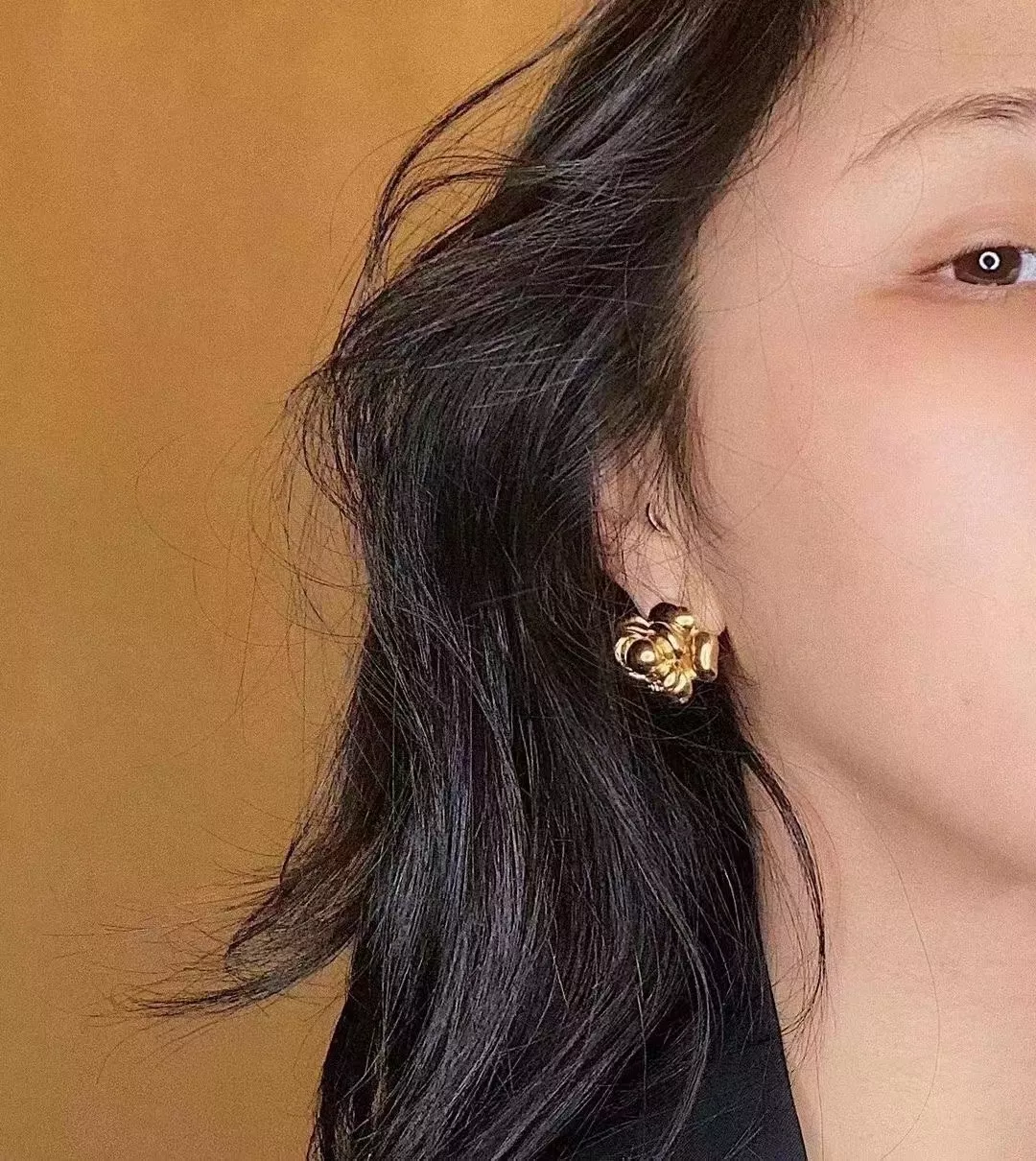 샤넬 빈티지 무드 플라워 이어링 상세 이미지 13