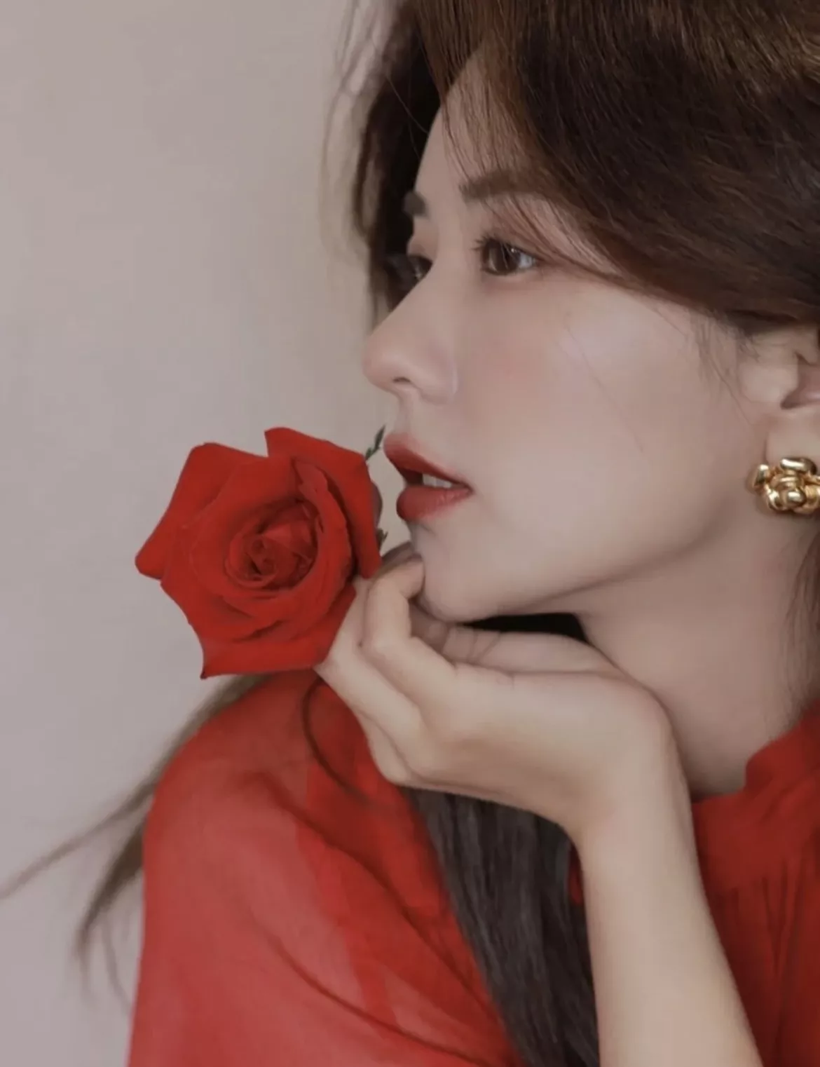 샤넬 빈티지 무드 플라워 이어링 상세 이미지 19