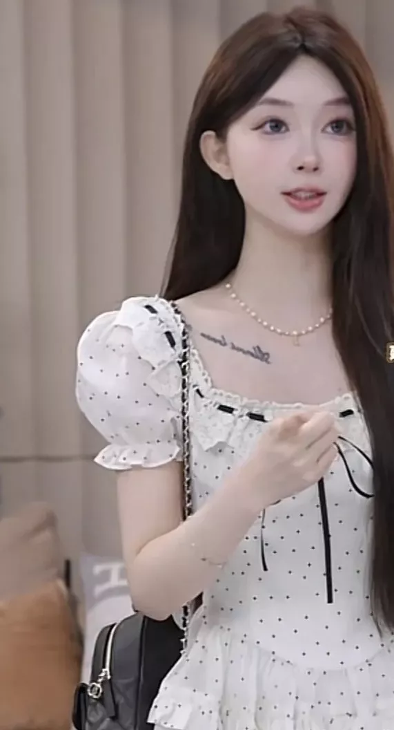디올 진주 포인트 크리스탈 장식 네크리스 상세 이미지 12