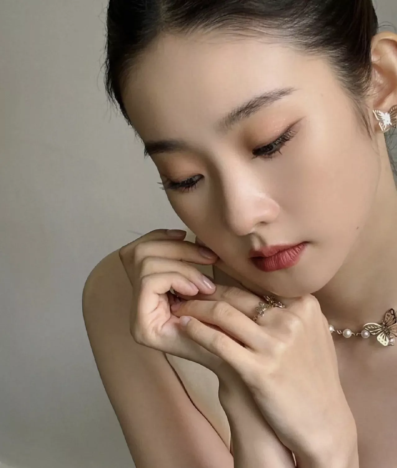 디올 버터플라이 진주 초커 상세 이미지 19