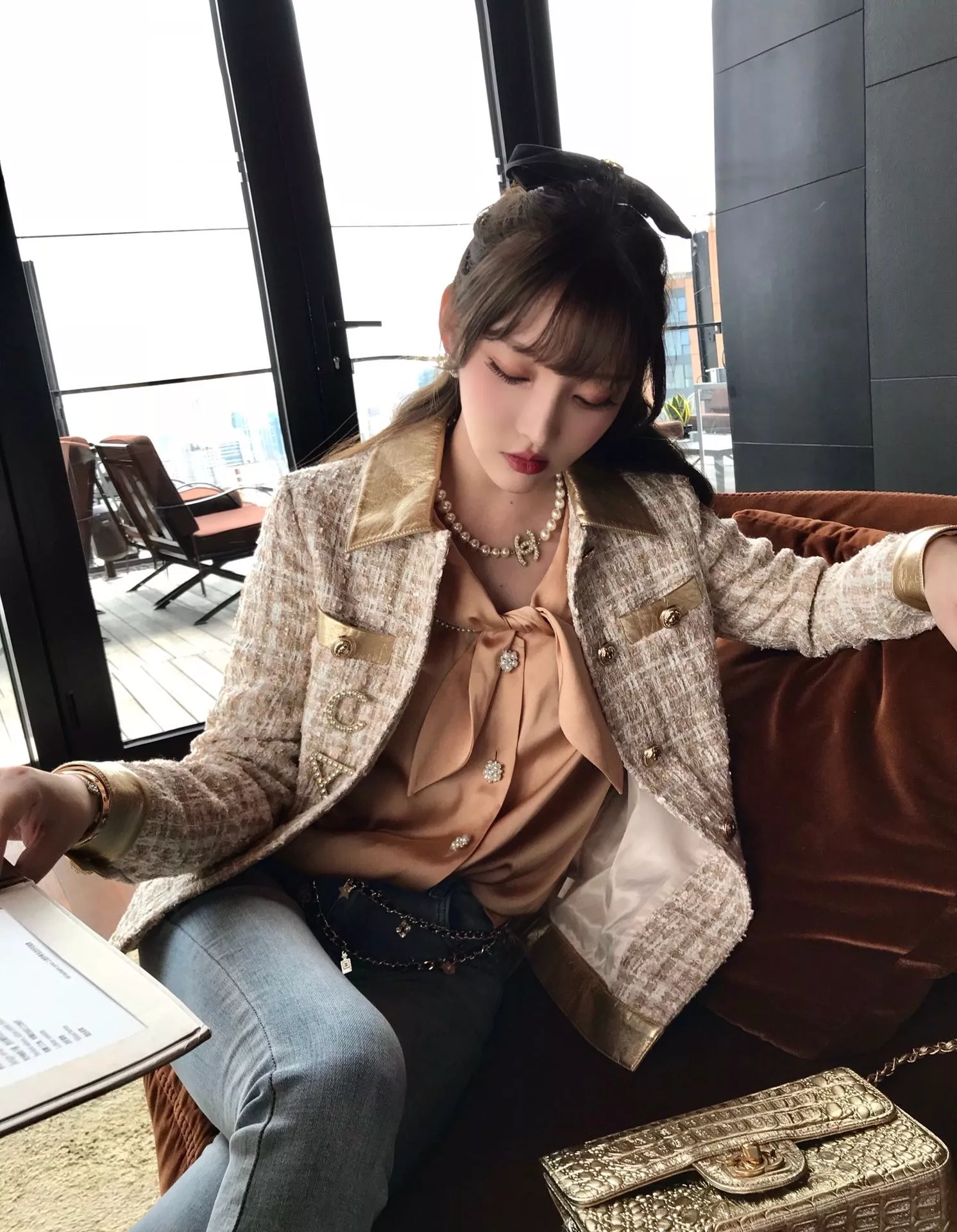 샤넬 클래식 진주 장식 네크리스 상세 이미지 15