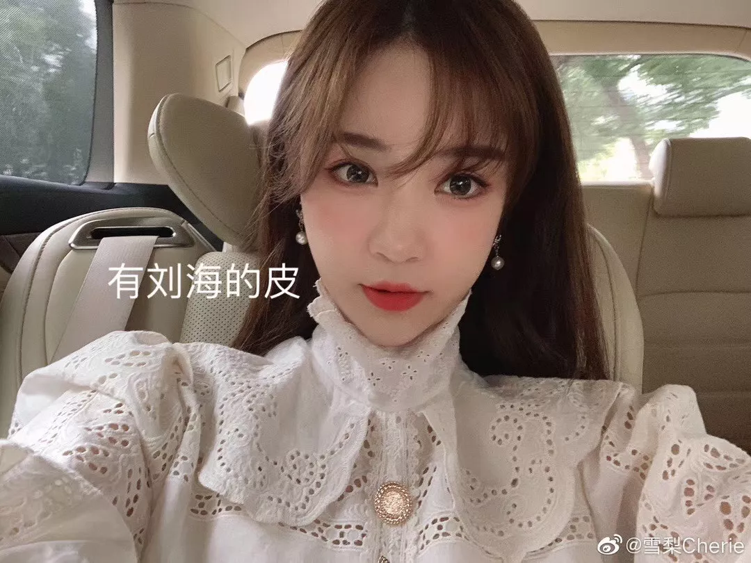샤넬 펄 드롭 로고 이어링 상세 이미지 10