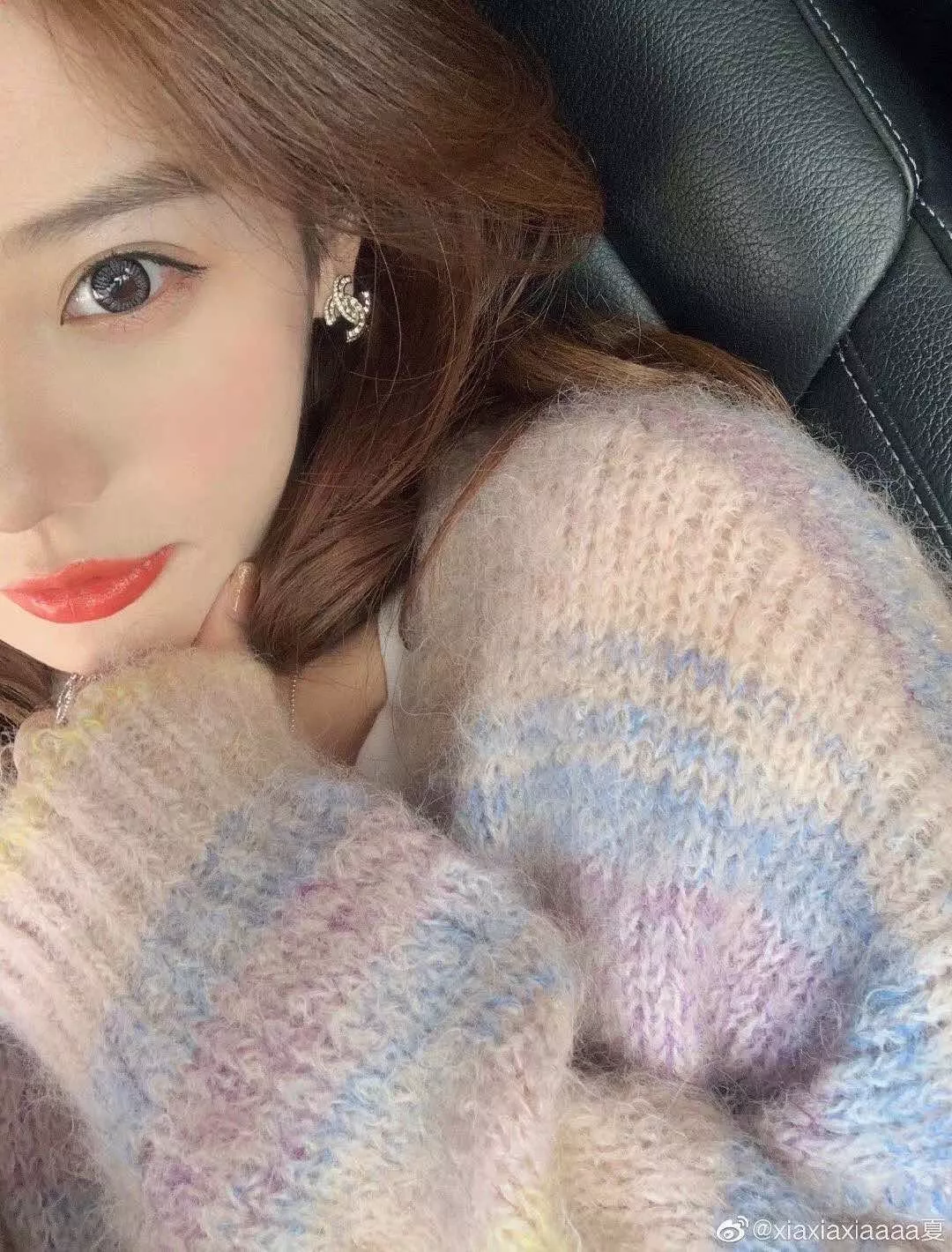 샤넬 펄 드롭 로고 이어링 상세 이미지 14