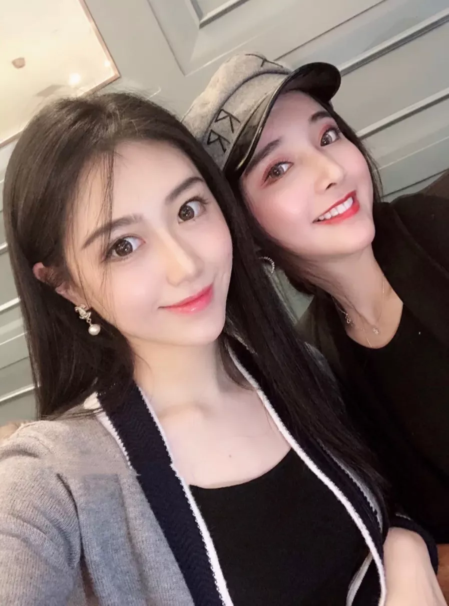 샤넬 펄 드롭 로고 이어링 상세 이미지 23