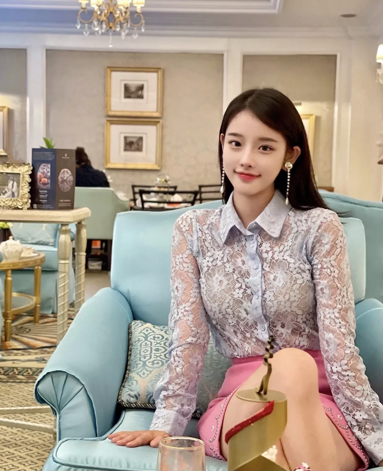 미우미우 진주 크리스탈 이어클립 상세 이미지 27