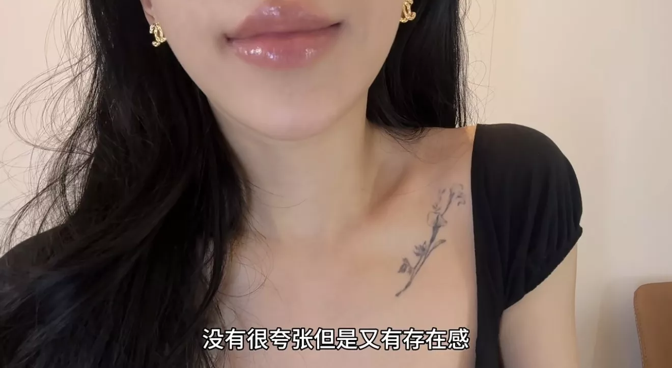 샤넬 빈티지 무드의 더블 씨 이어 액세서리 상세 이미지 15