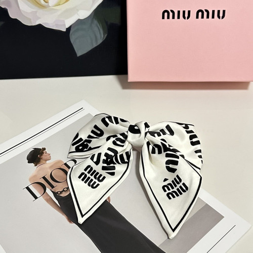 미우미우 리본 장식 빈티지 무드 헤어 액세서리