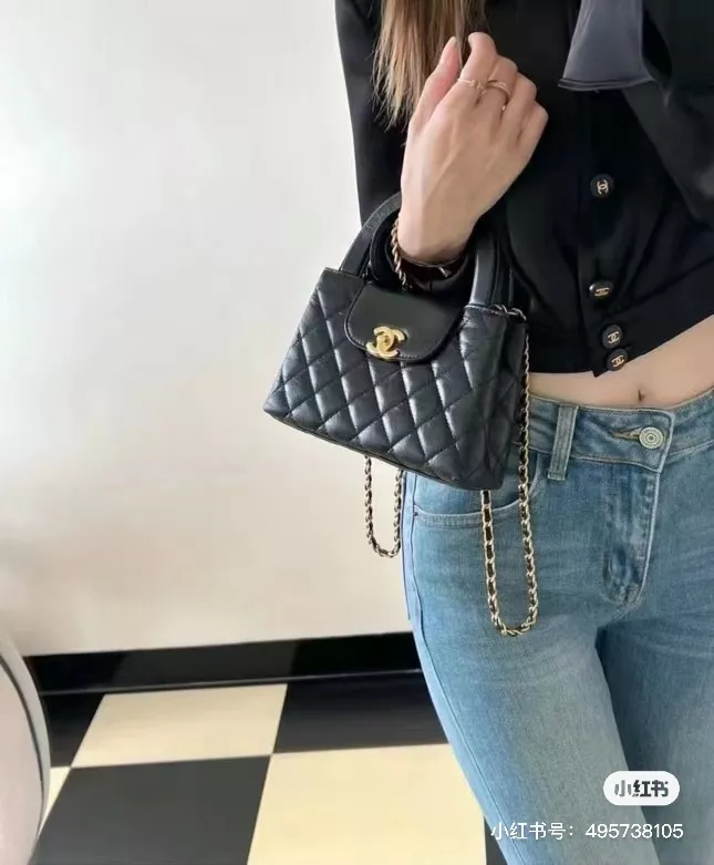 샤넬 켈리 라인 퀼팅 탑핸들 백 상세 이미지 19