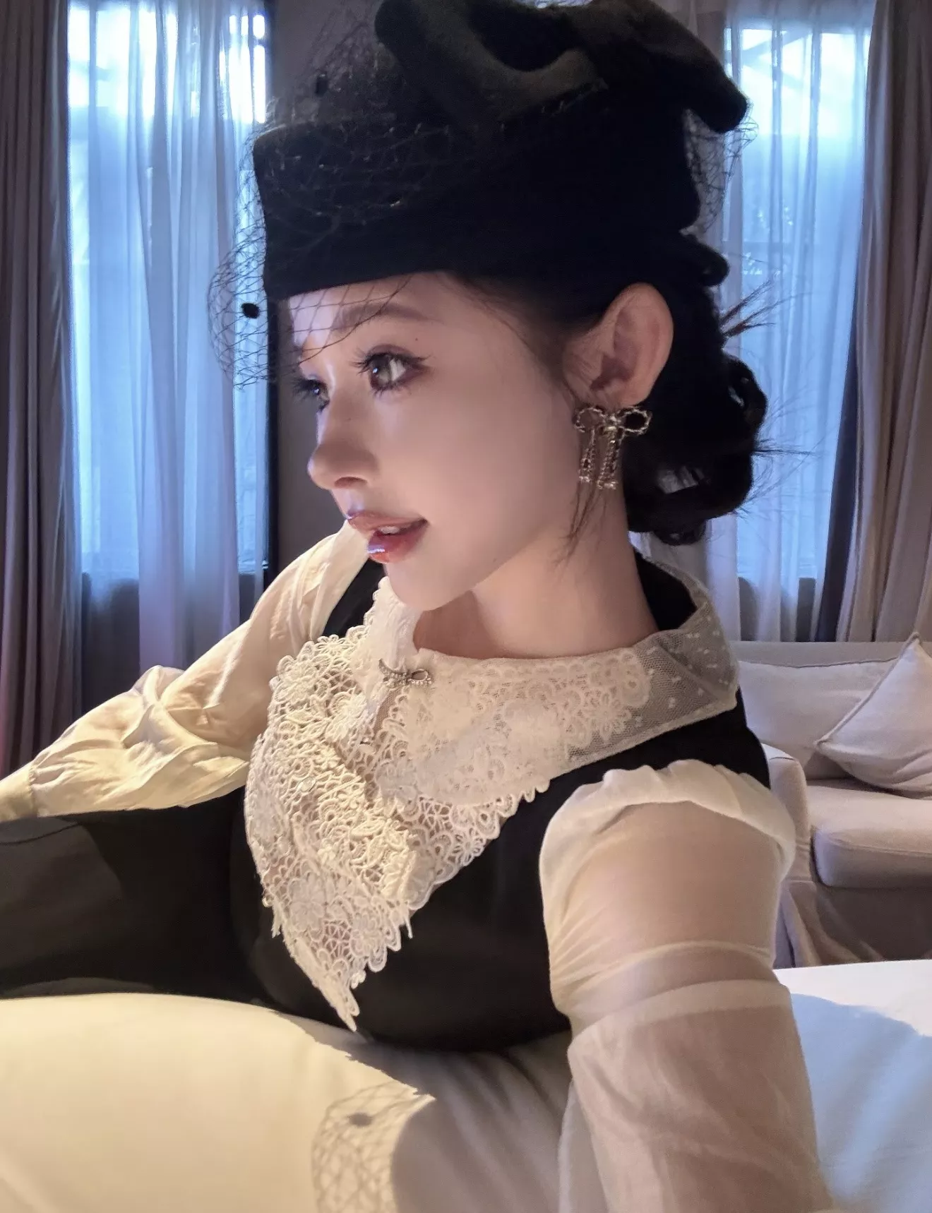 샤넬 블랙 리본 태슬 이어 액세서리 상세 이미지 9