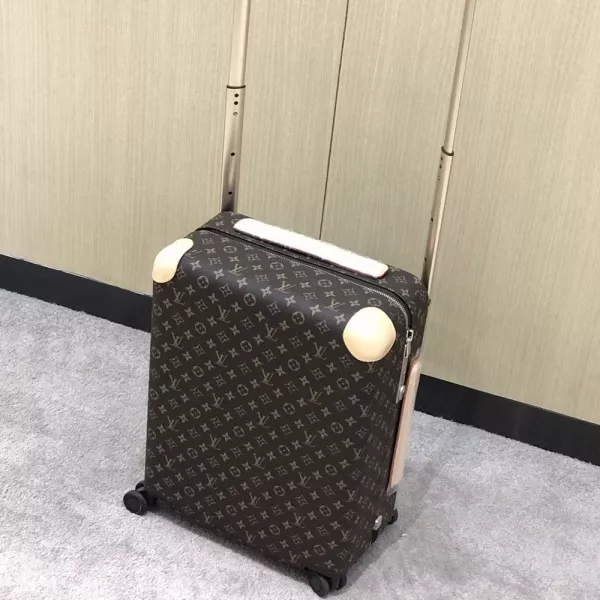 루이비통 호라이즌 4휠 트롤리 여행가방