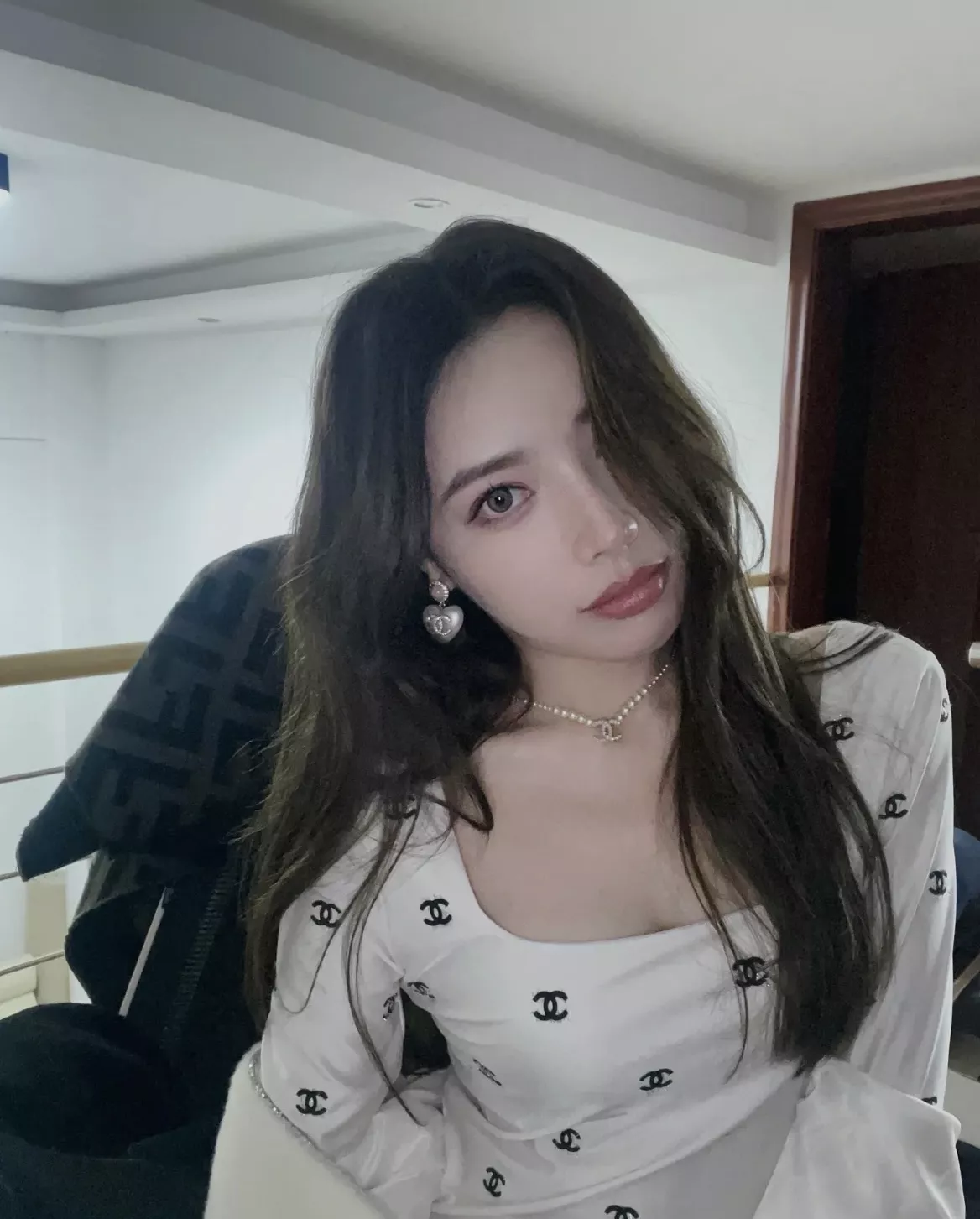 샤넬 하트 진주 이어링 상세 이미지 27