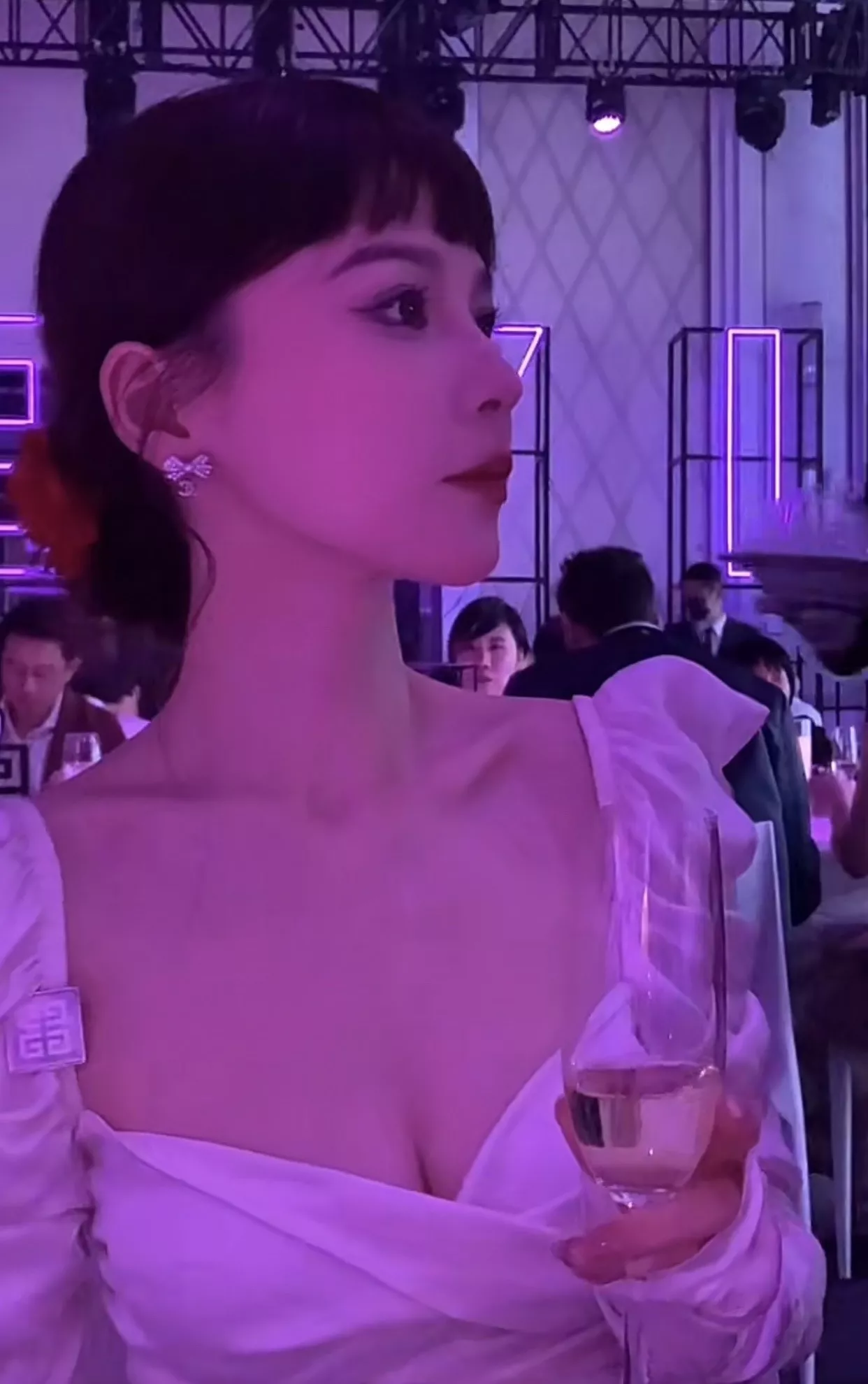 샤넬 리본 드롭 더블씨 이어링 상세 이미지 20