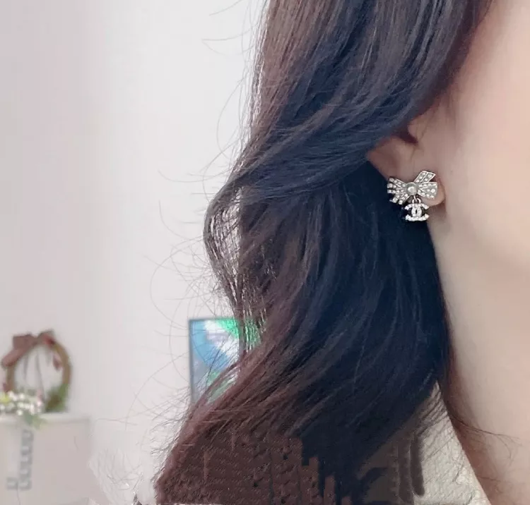 샤넬 리본 드롭 더블씨 이어링 상세 이미지 33