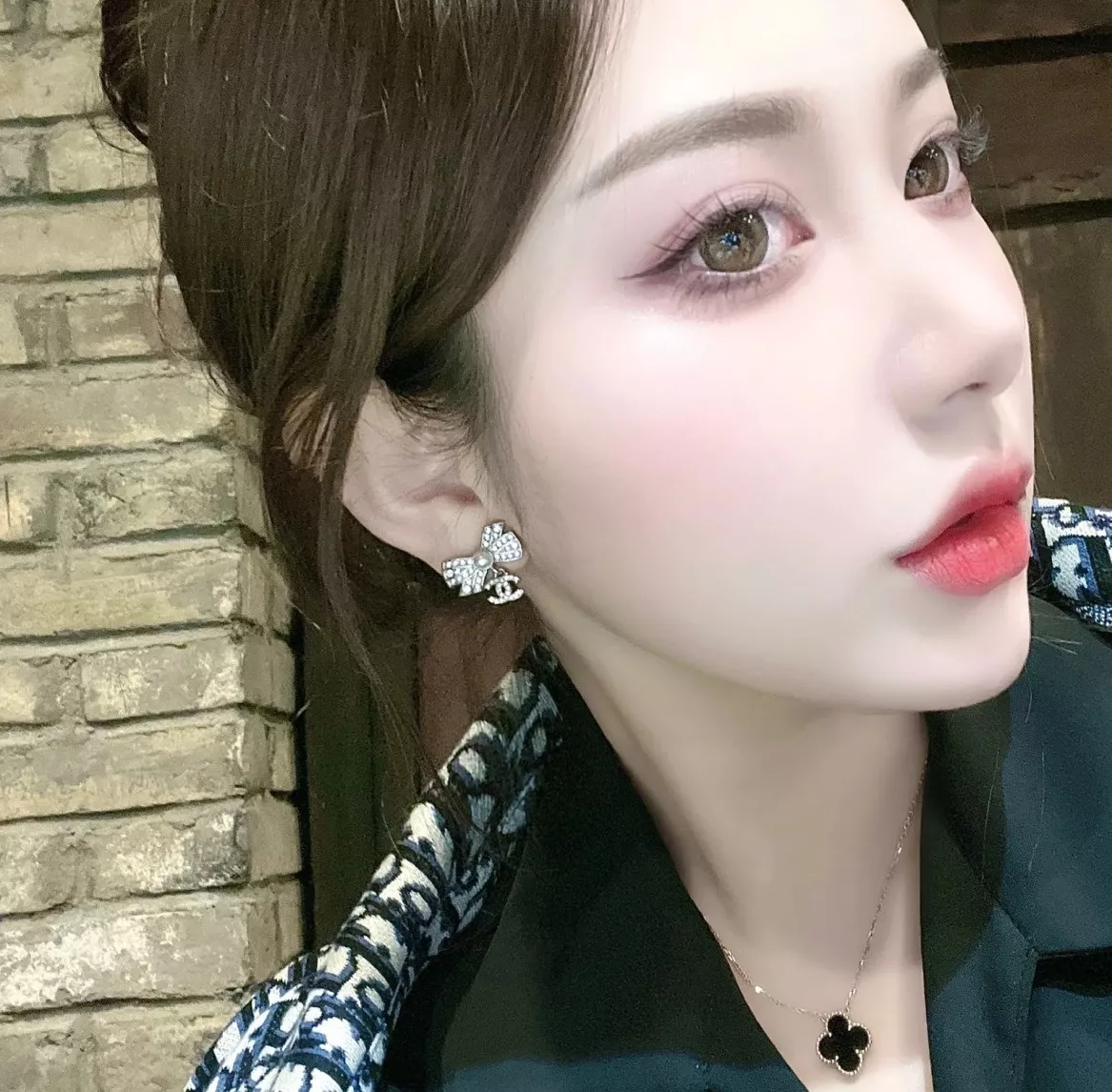 샤넬 리본 드롭 더블씨 이어링 상세 이미지 26