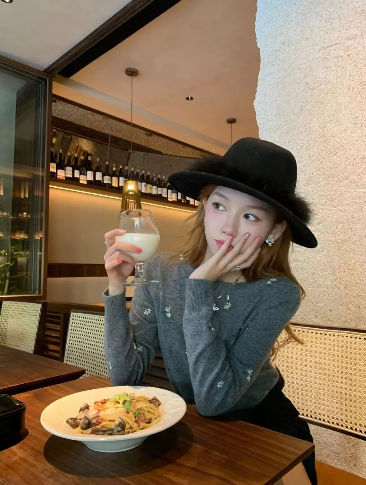 샤넬 리본 드롭 더블씨 이어링 상세 이미지 36
